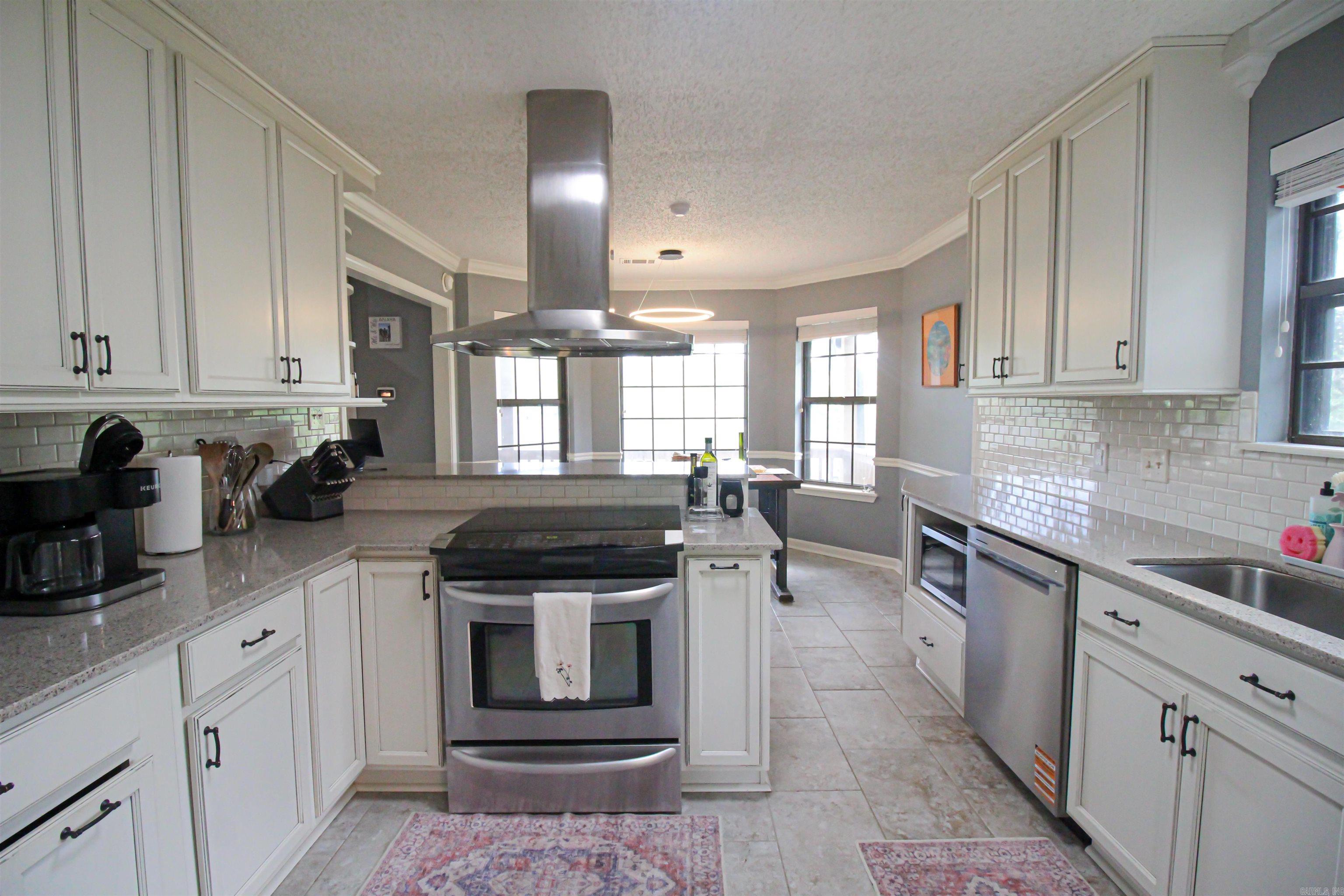 3701 Loch Lane