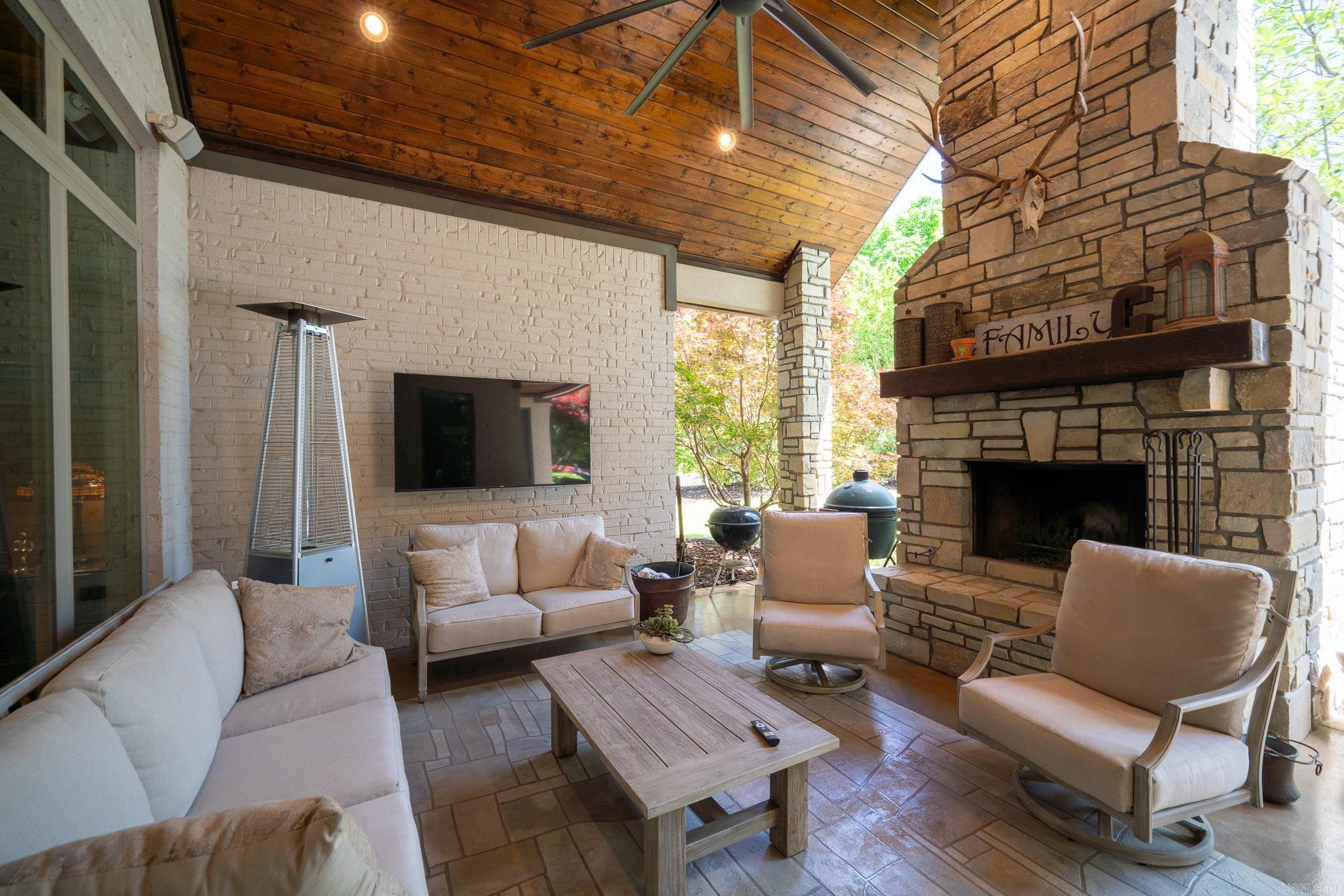 890 Heritage Point Drive