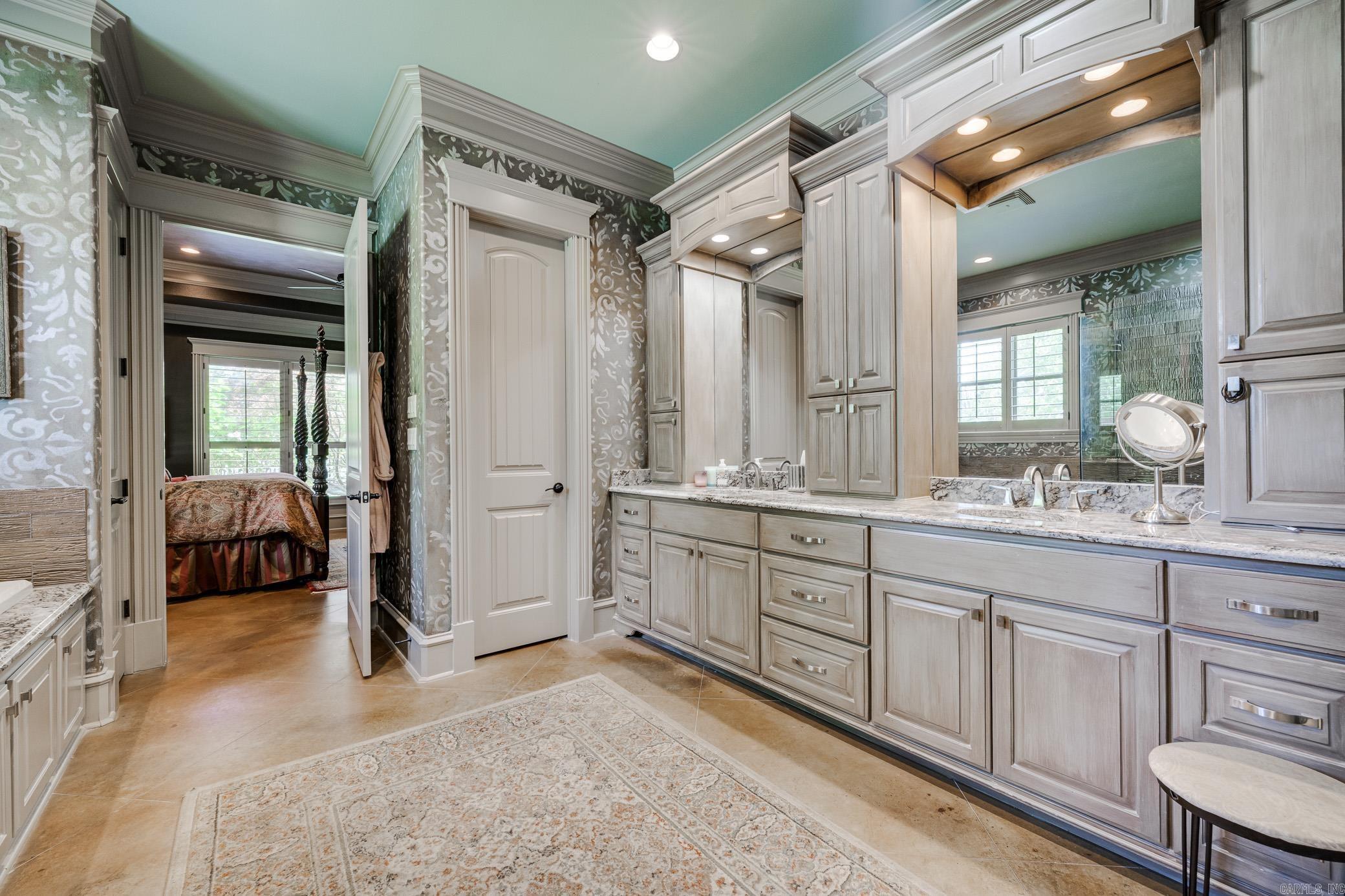 890 Heritage Point Drive