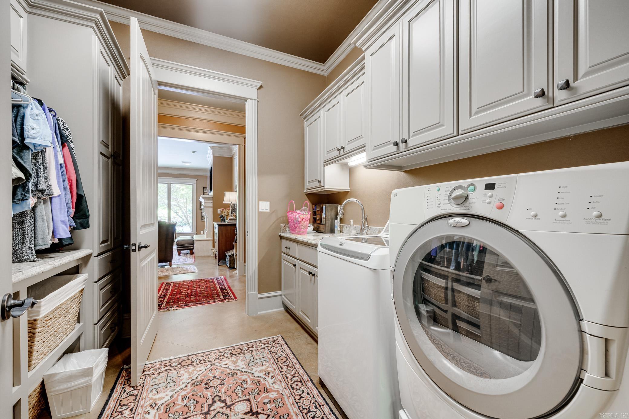 890 Heritage Point Drive