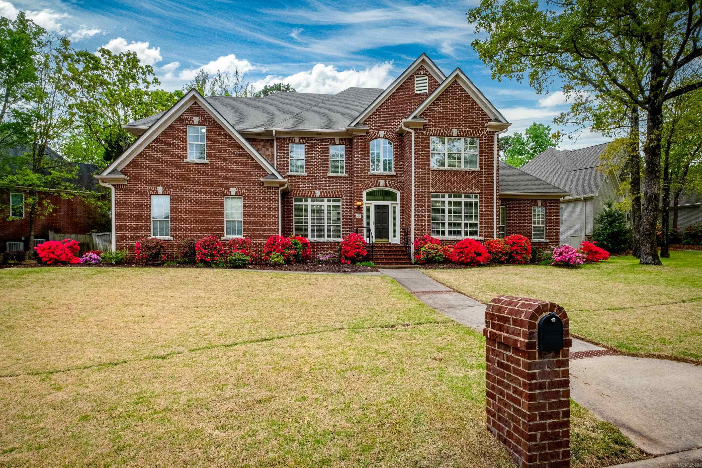 25 Iviers Drive