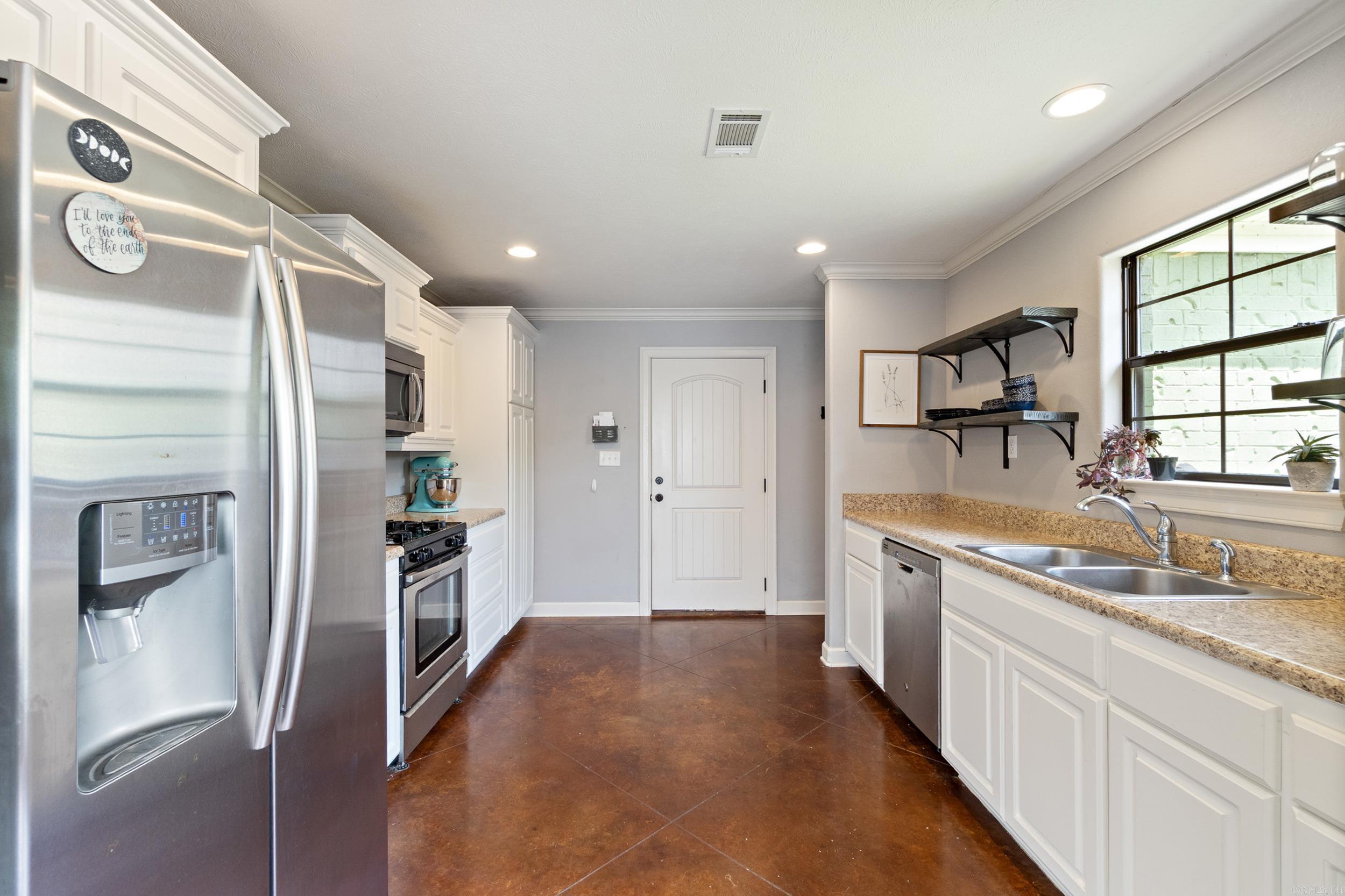 26 Brentwood Drive