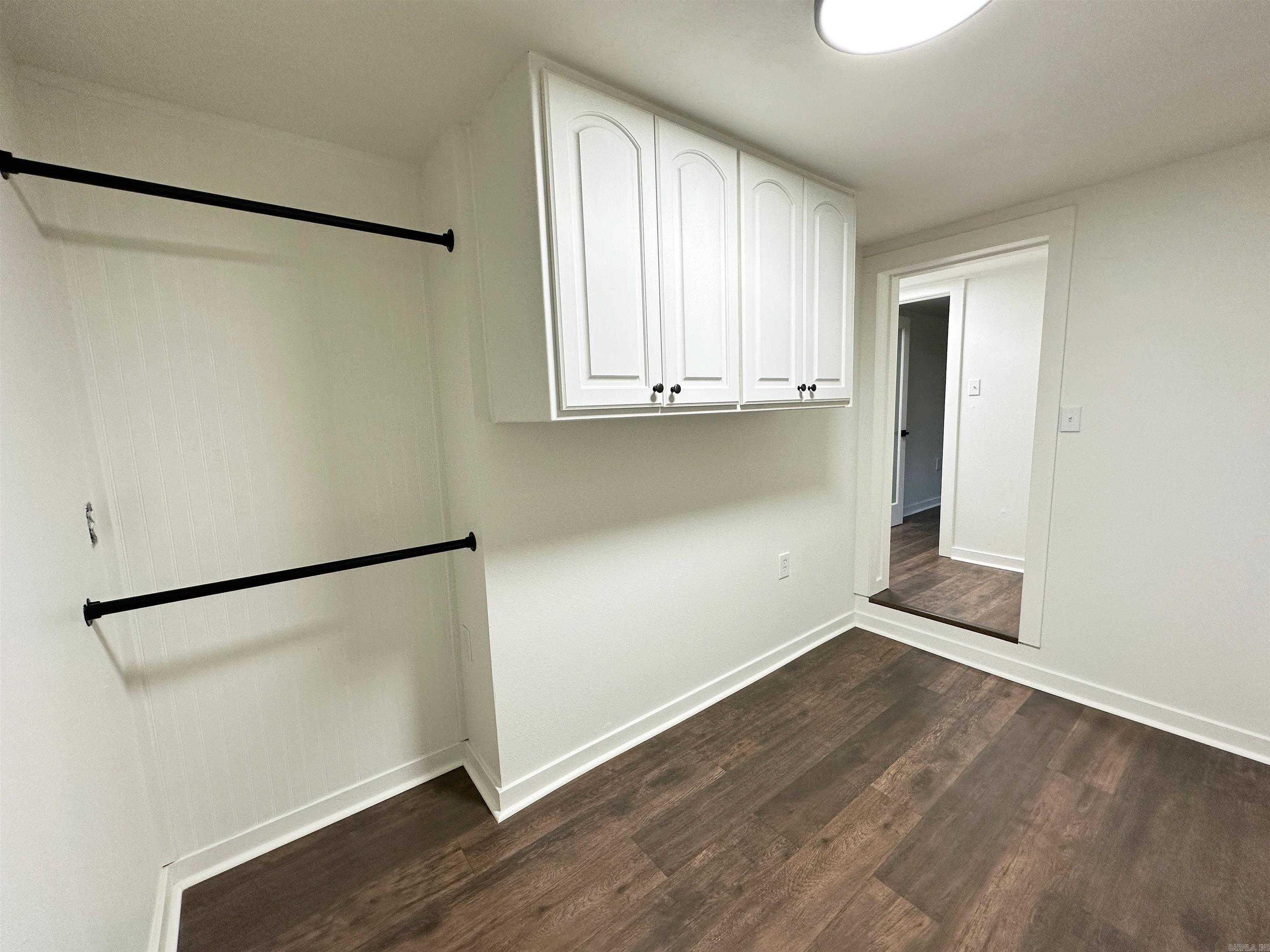 4518 Edgemere Street