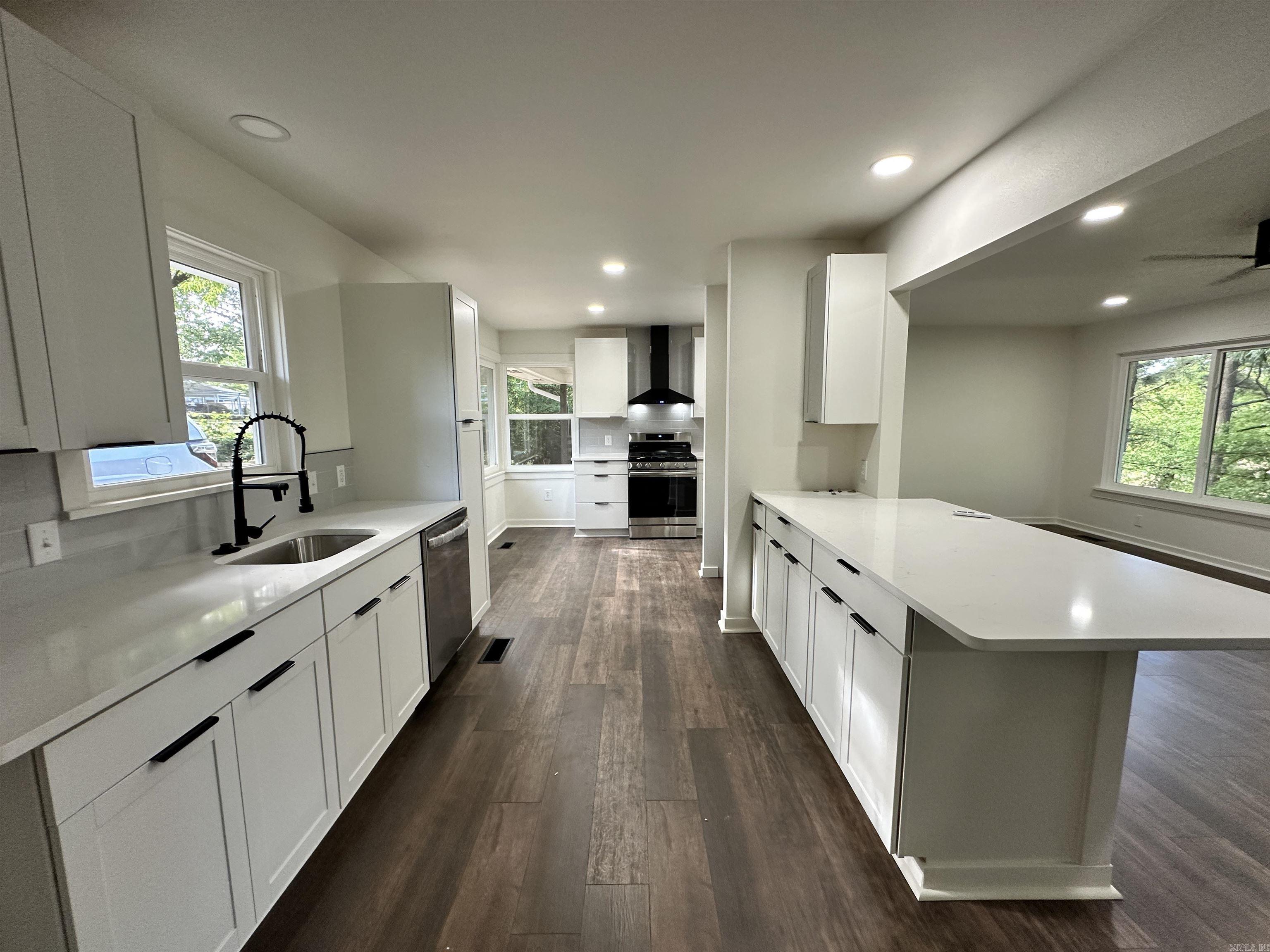 4518 Edgemere Street