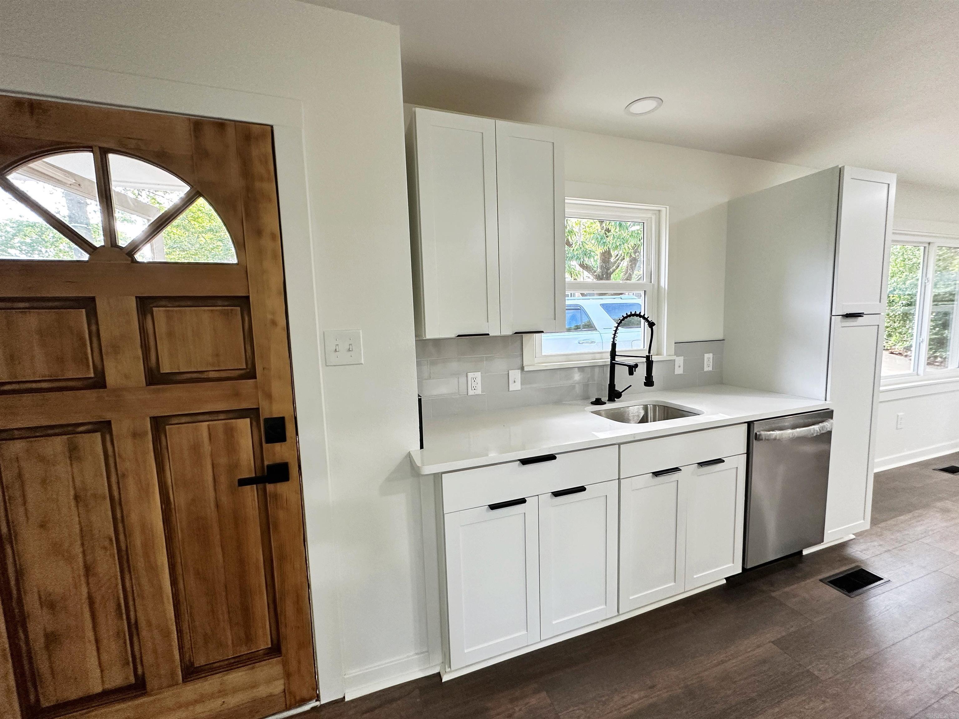 4518 Edgemere Street