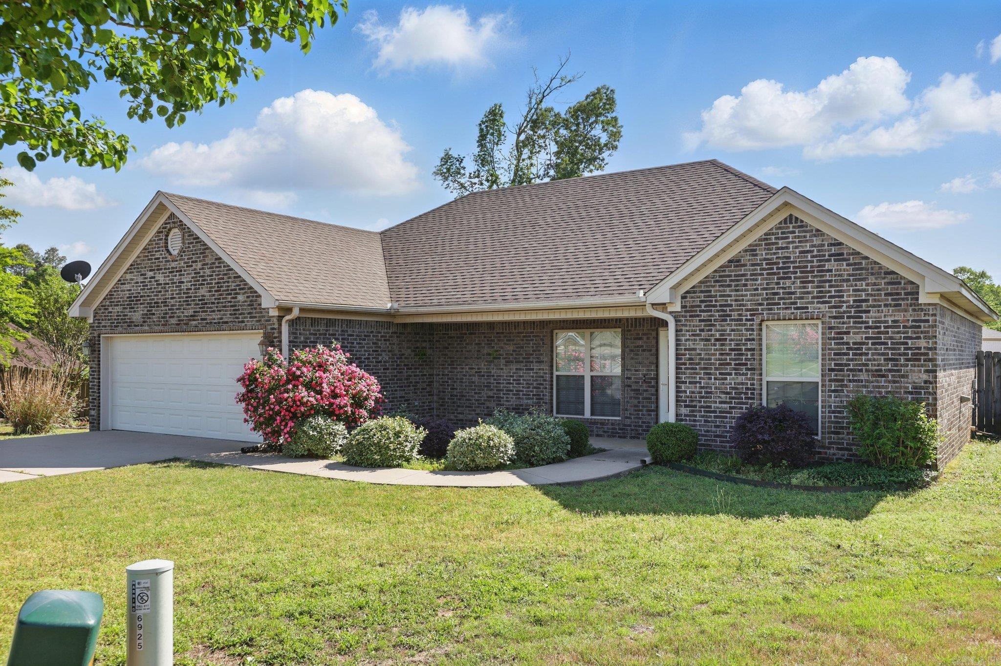 6925 North Haven Drive