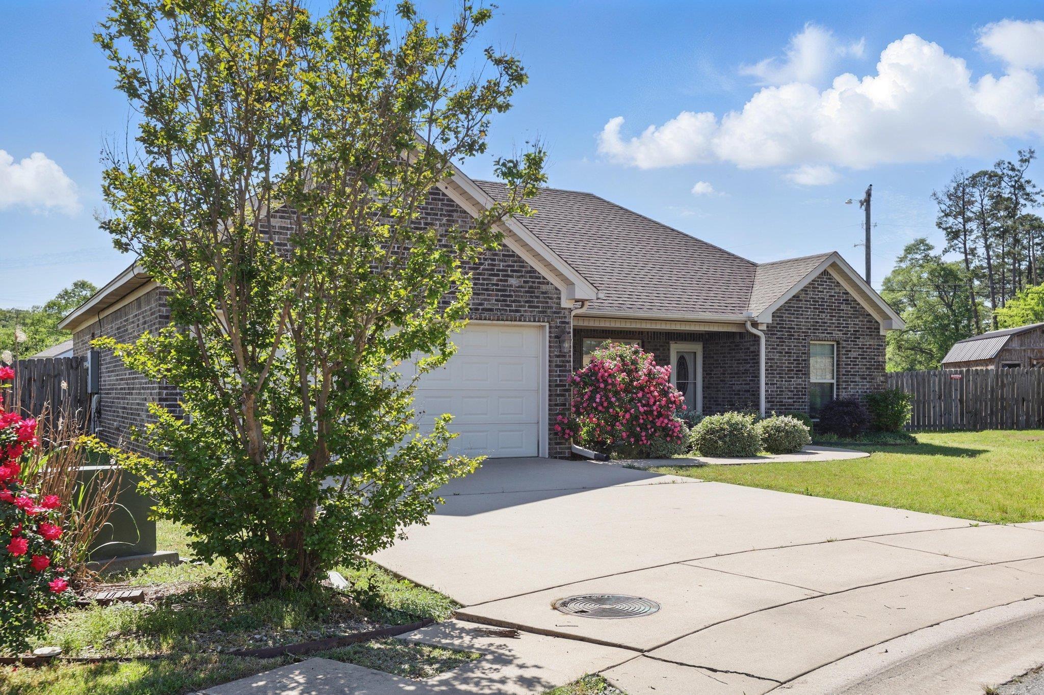 6925 North Haven Drive