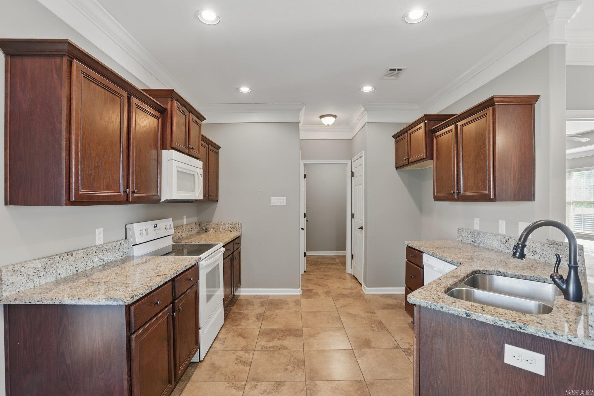 6925 North Haven Drive