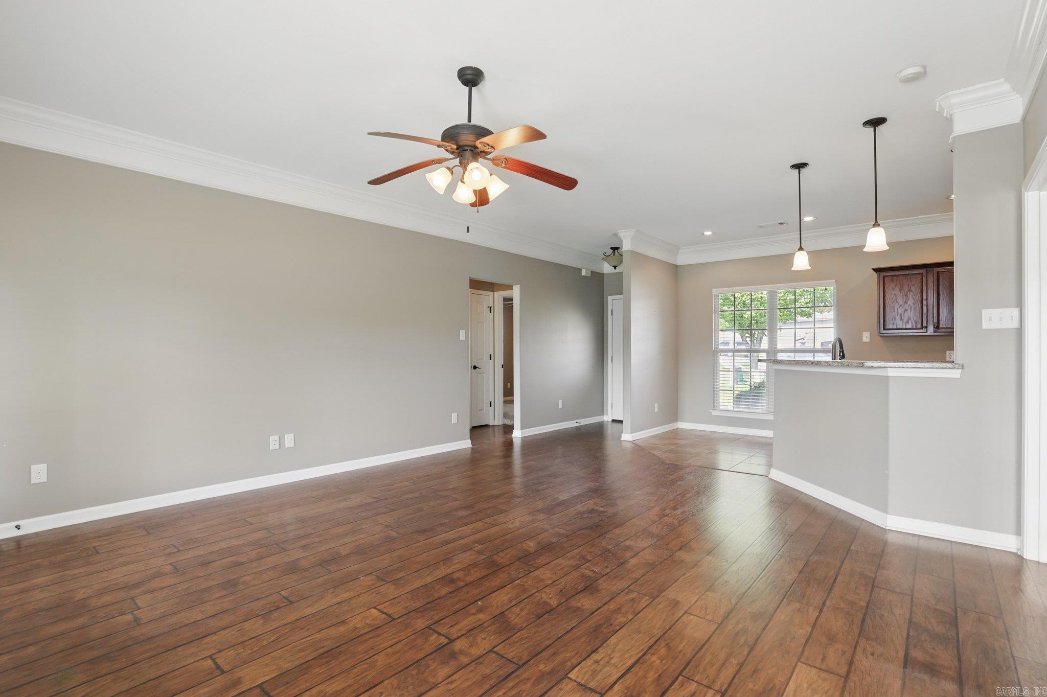 6925 North Haven Drive