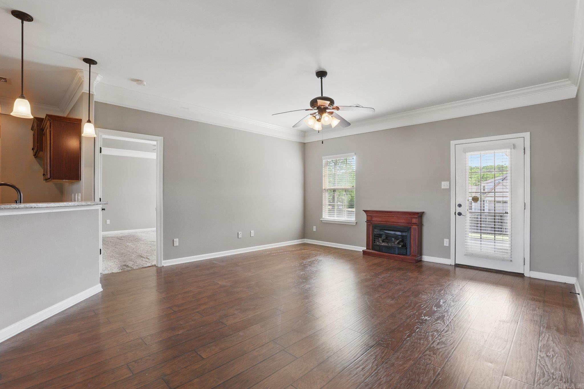 6925 North Haven Drive