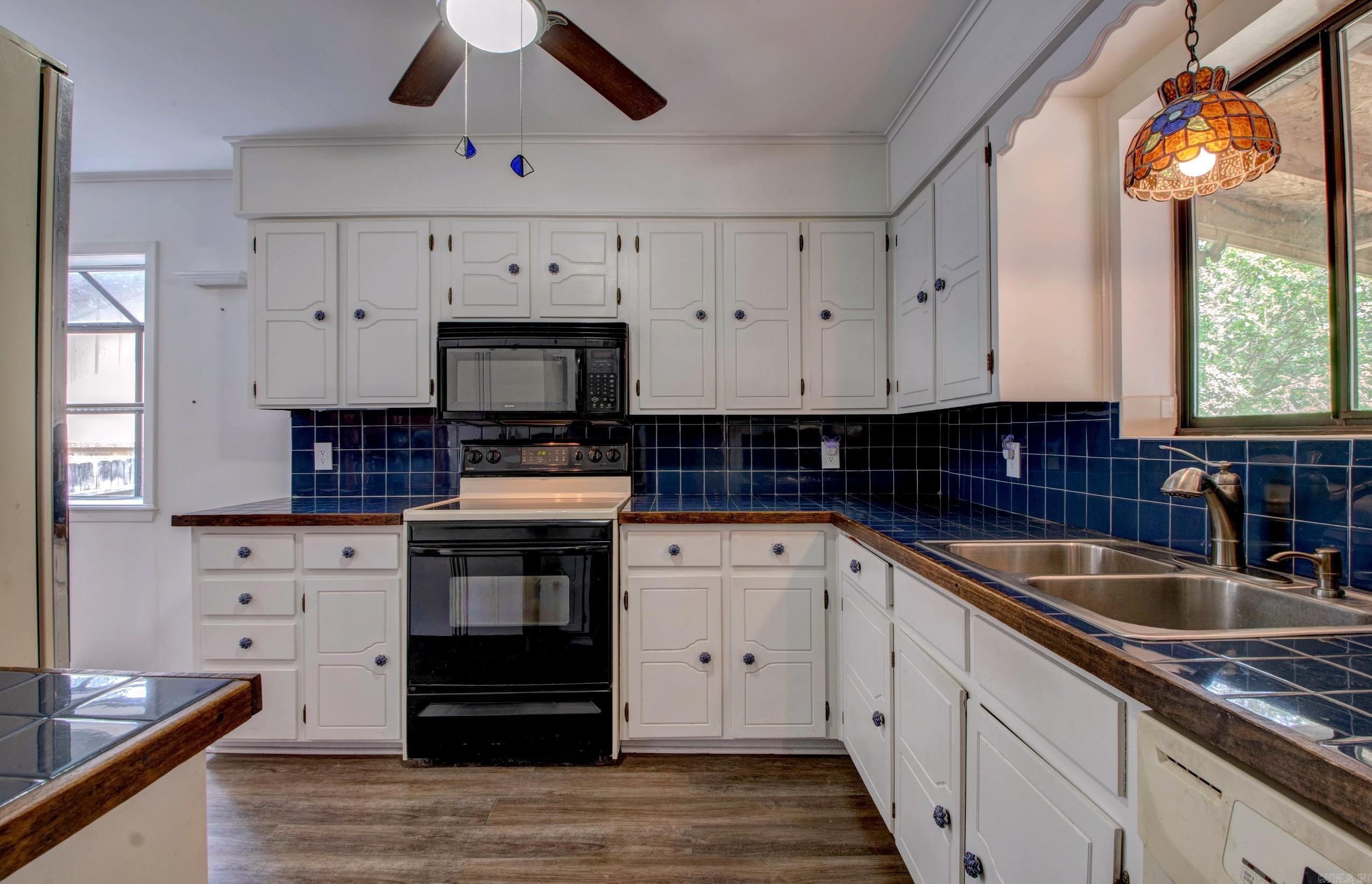 4 Rook Place