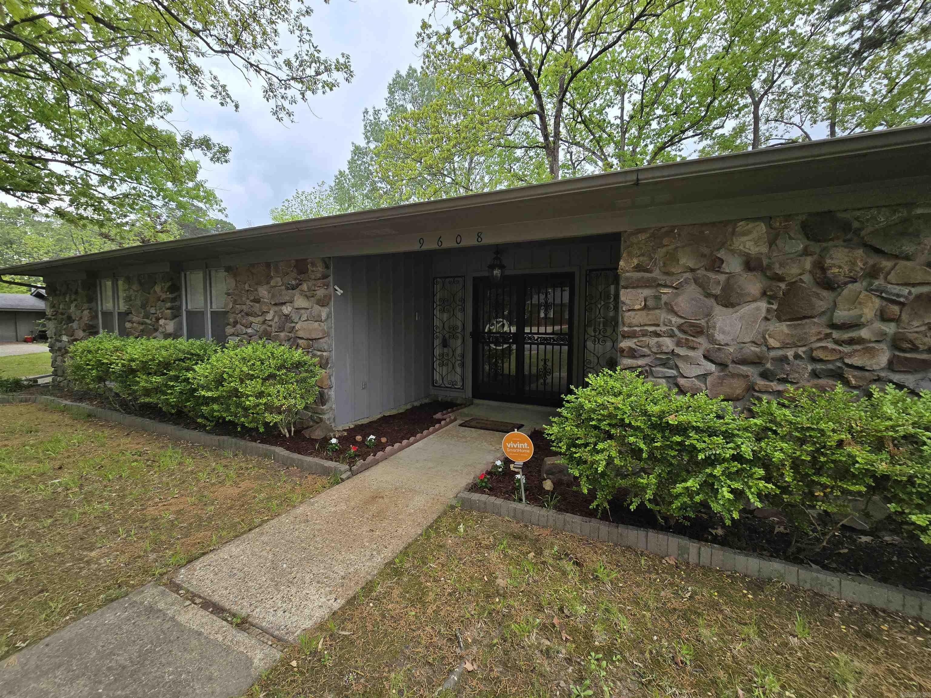 9608 Susanne Drive