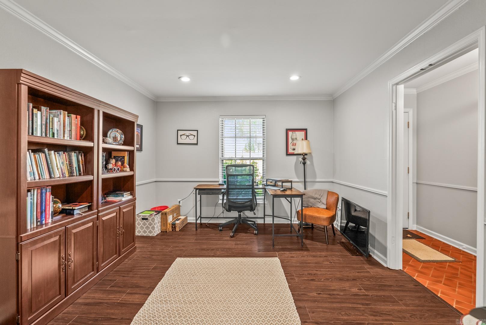 909 Beacon Hill Court