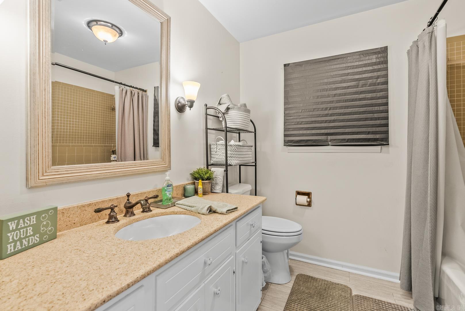 909 Beacon Hill Court