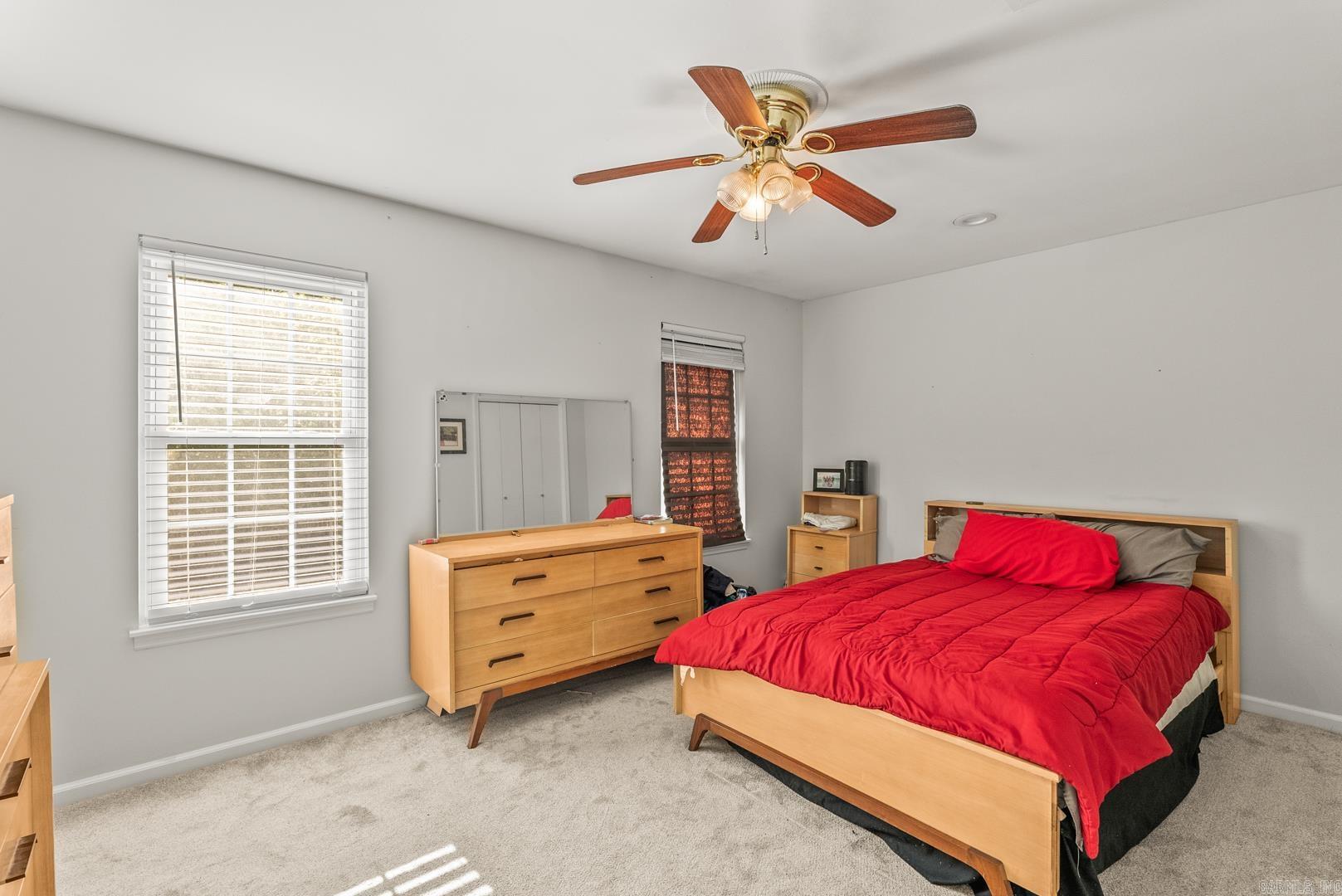 909 Beacon Hill Court