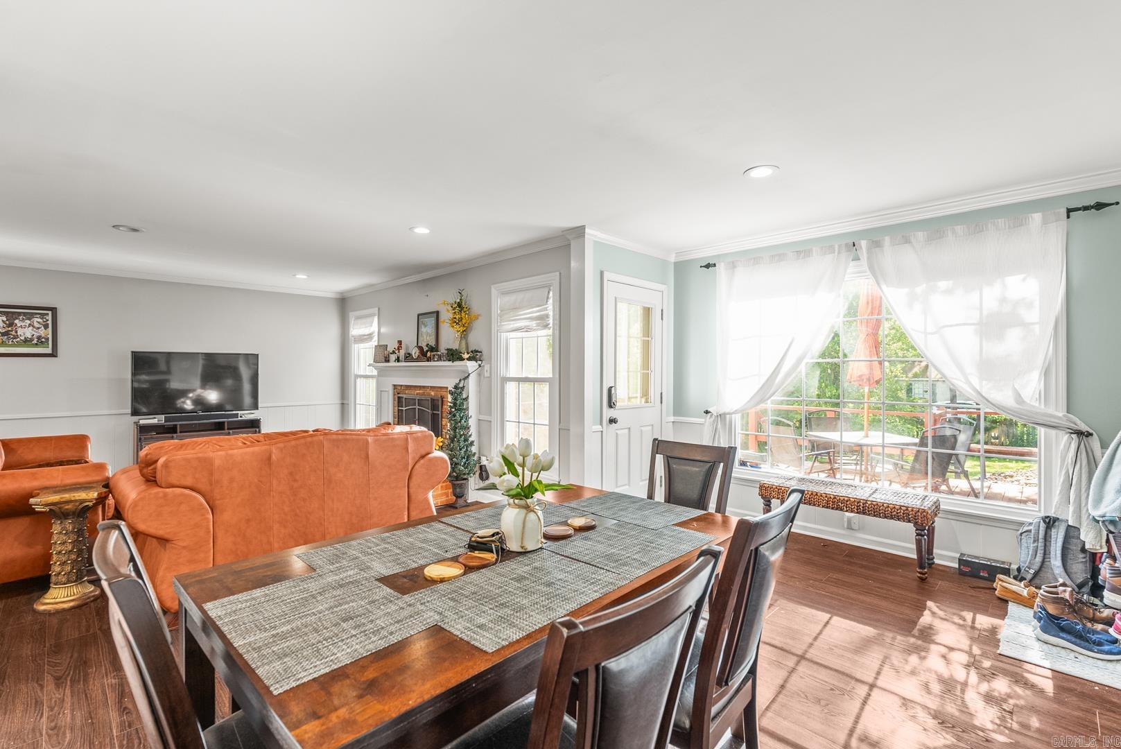 909 Beacon Hill Court