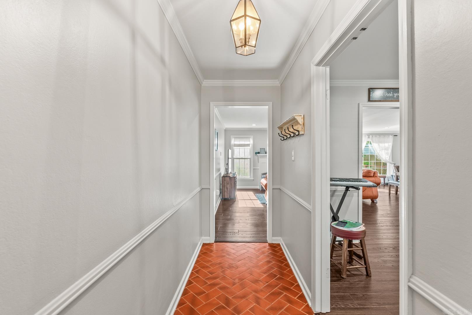 909 Beacon Hill Court