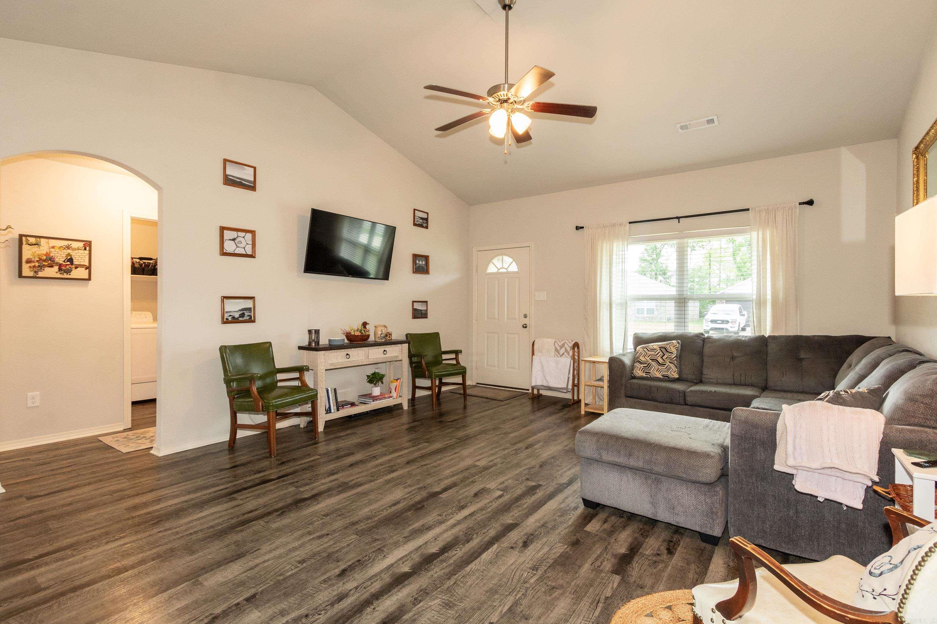 6144 Saddle Hill Drive