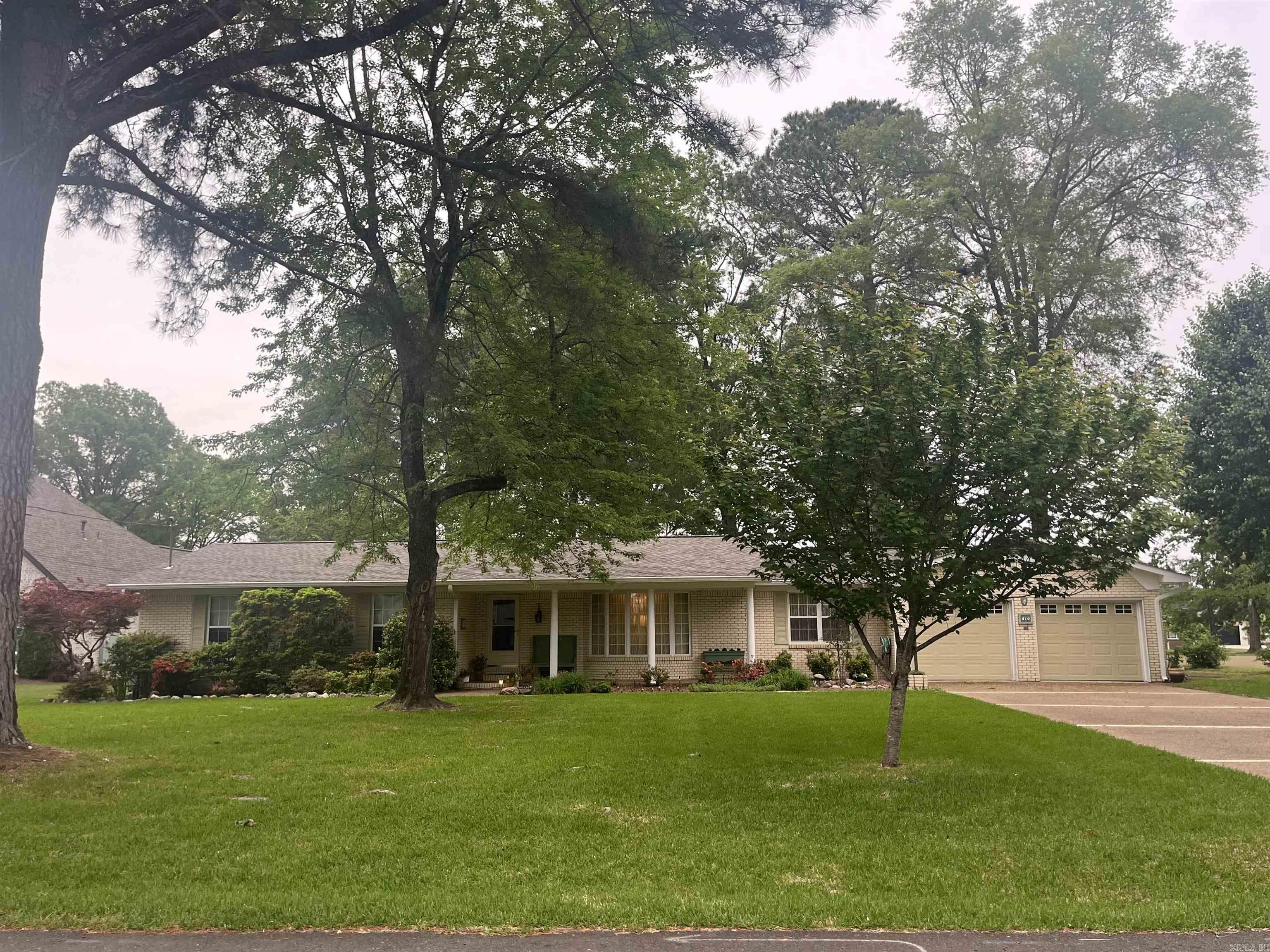 410 Caroline Acres Point