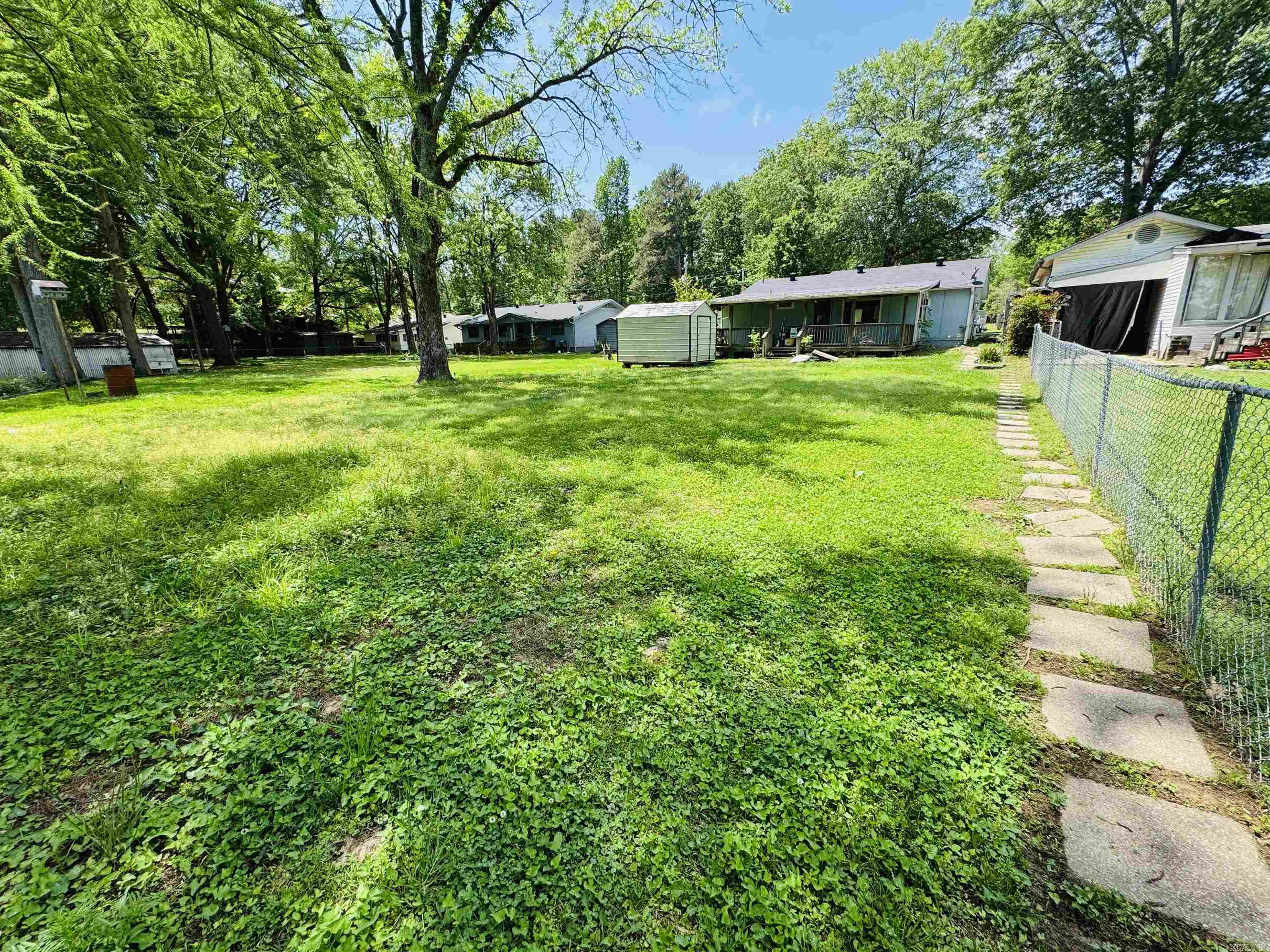 10 Roberts Drive