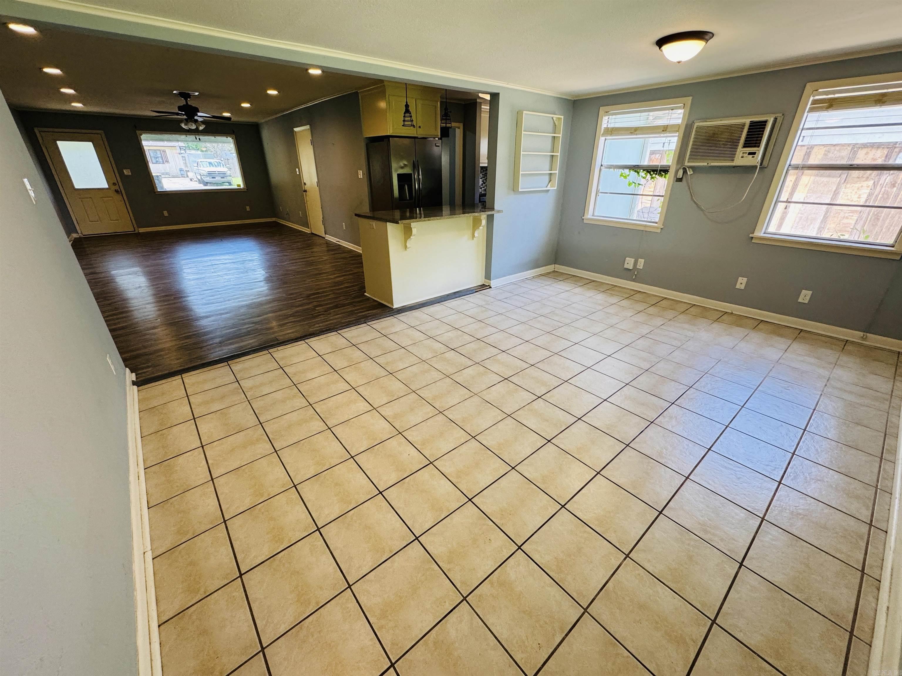 10 Roberts Drive