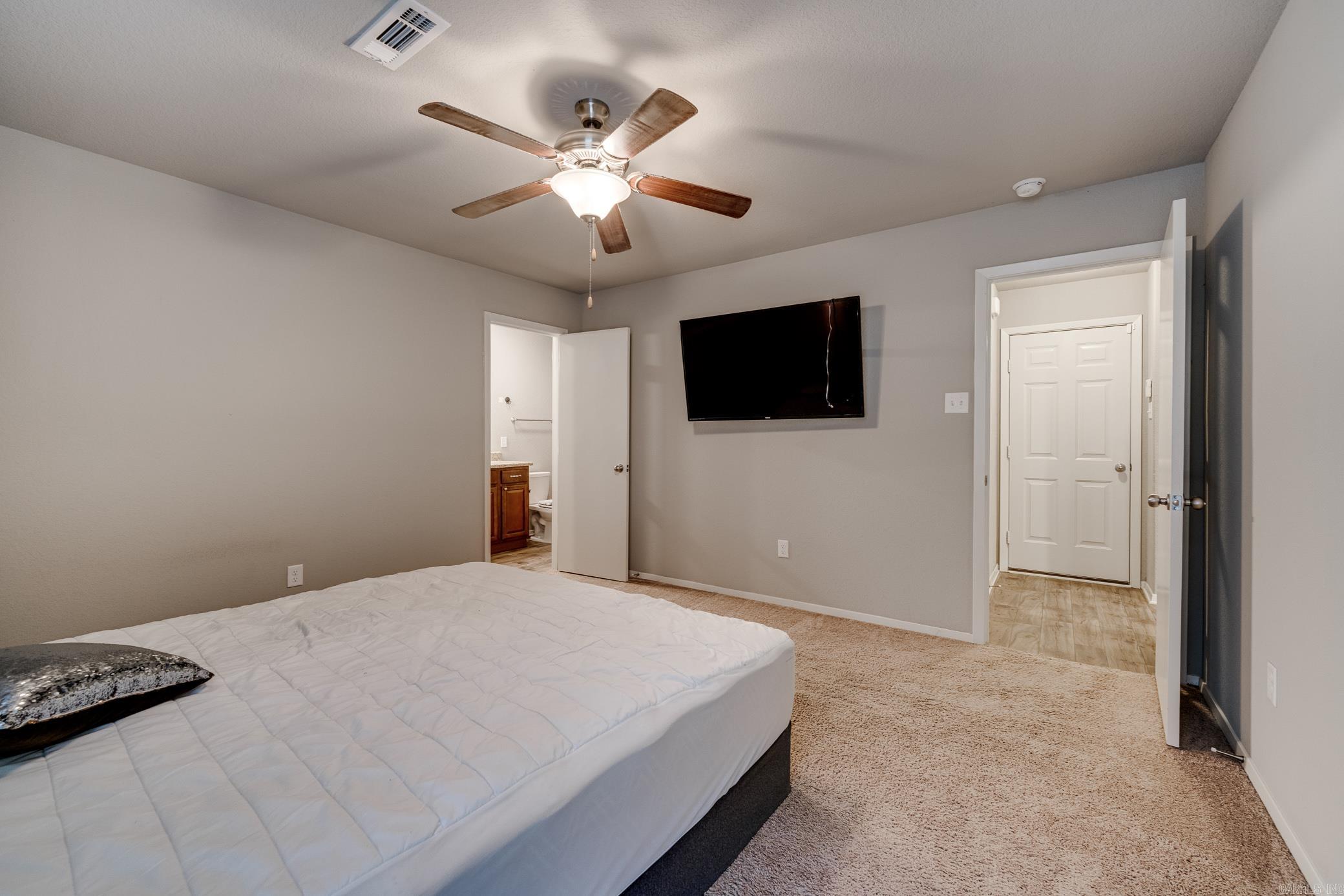 2900 ALDERWOOD Drive