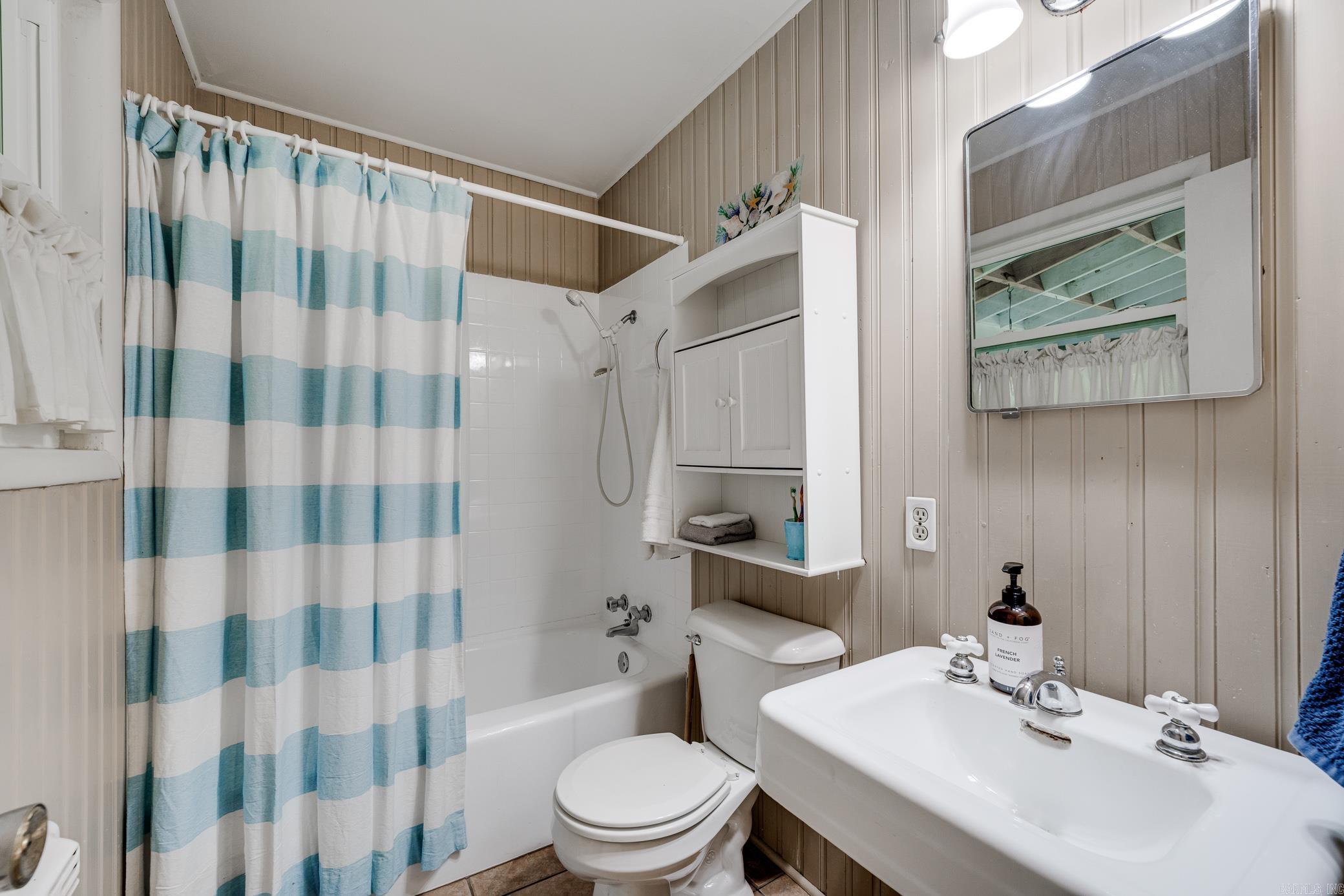 1705 Independence Avenue