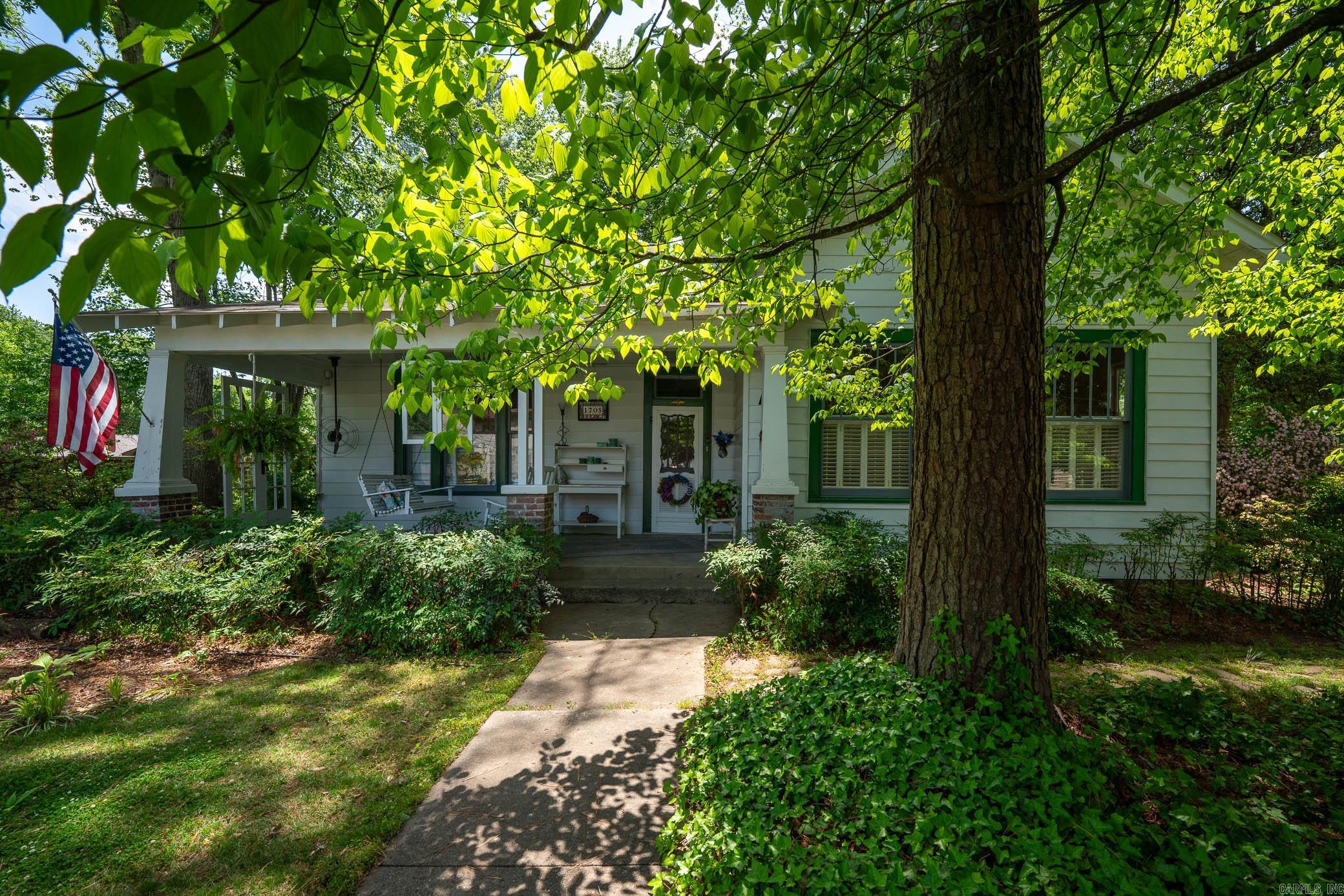 1705 Independence Avenue