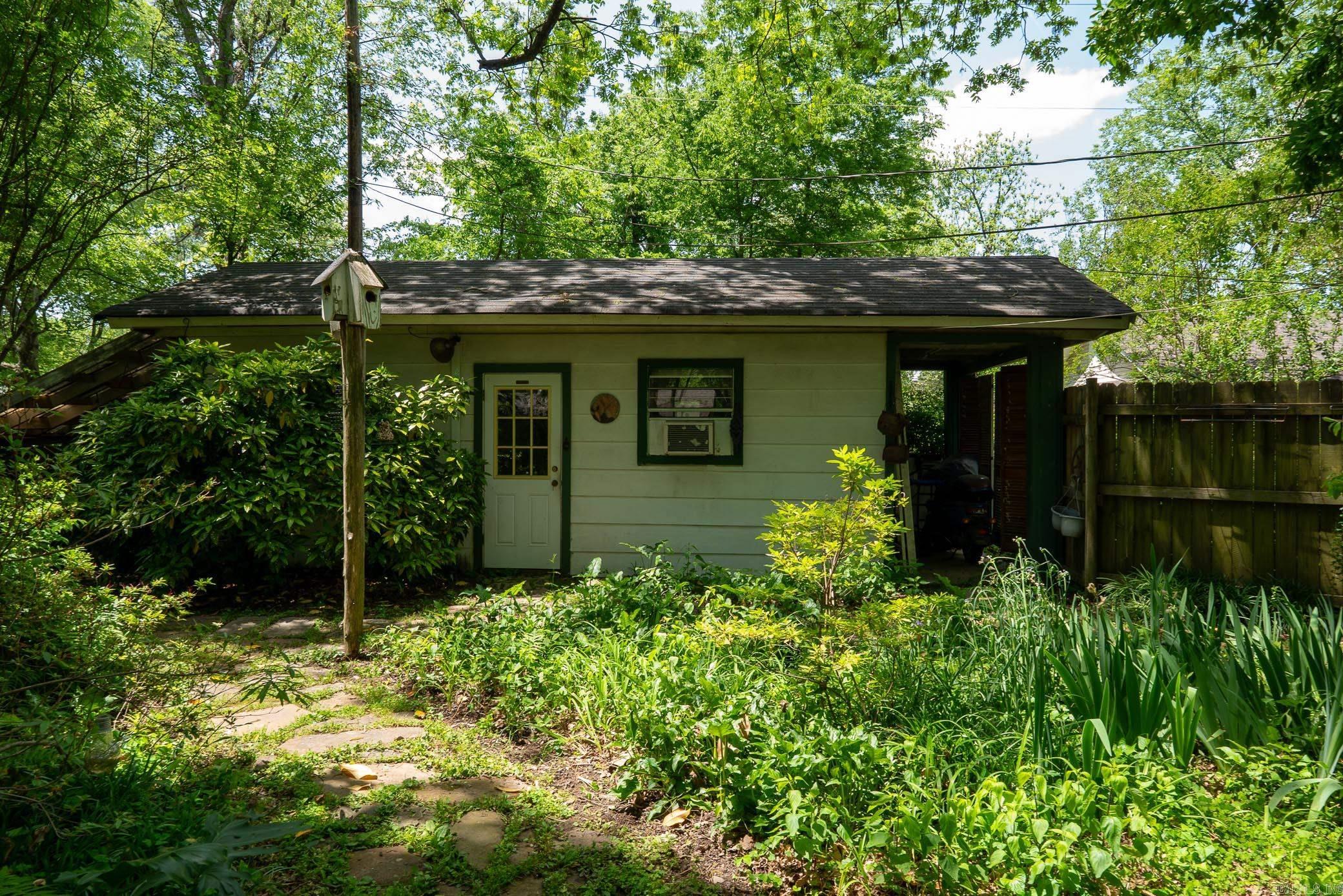 1705 Independence Avenue