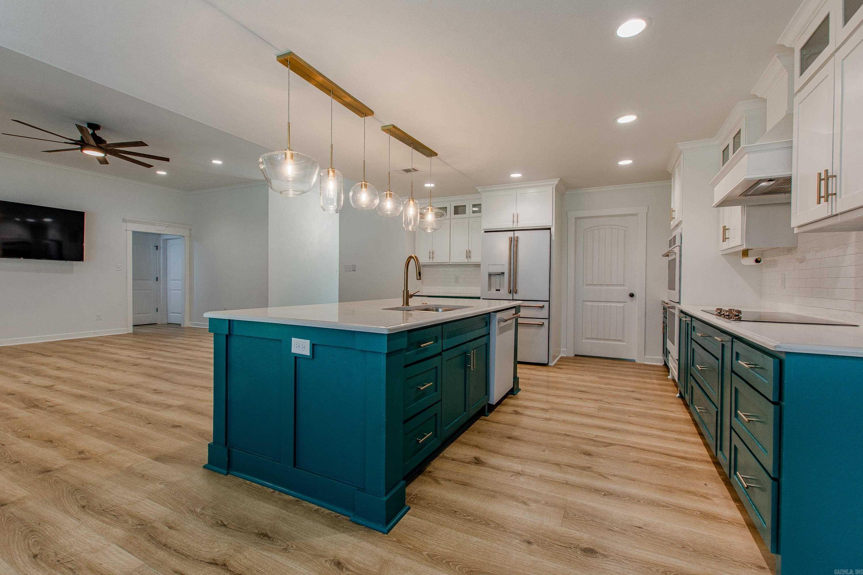 2100 Ferndale Cove