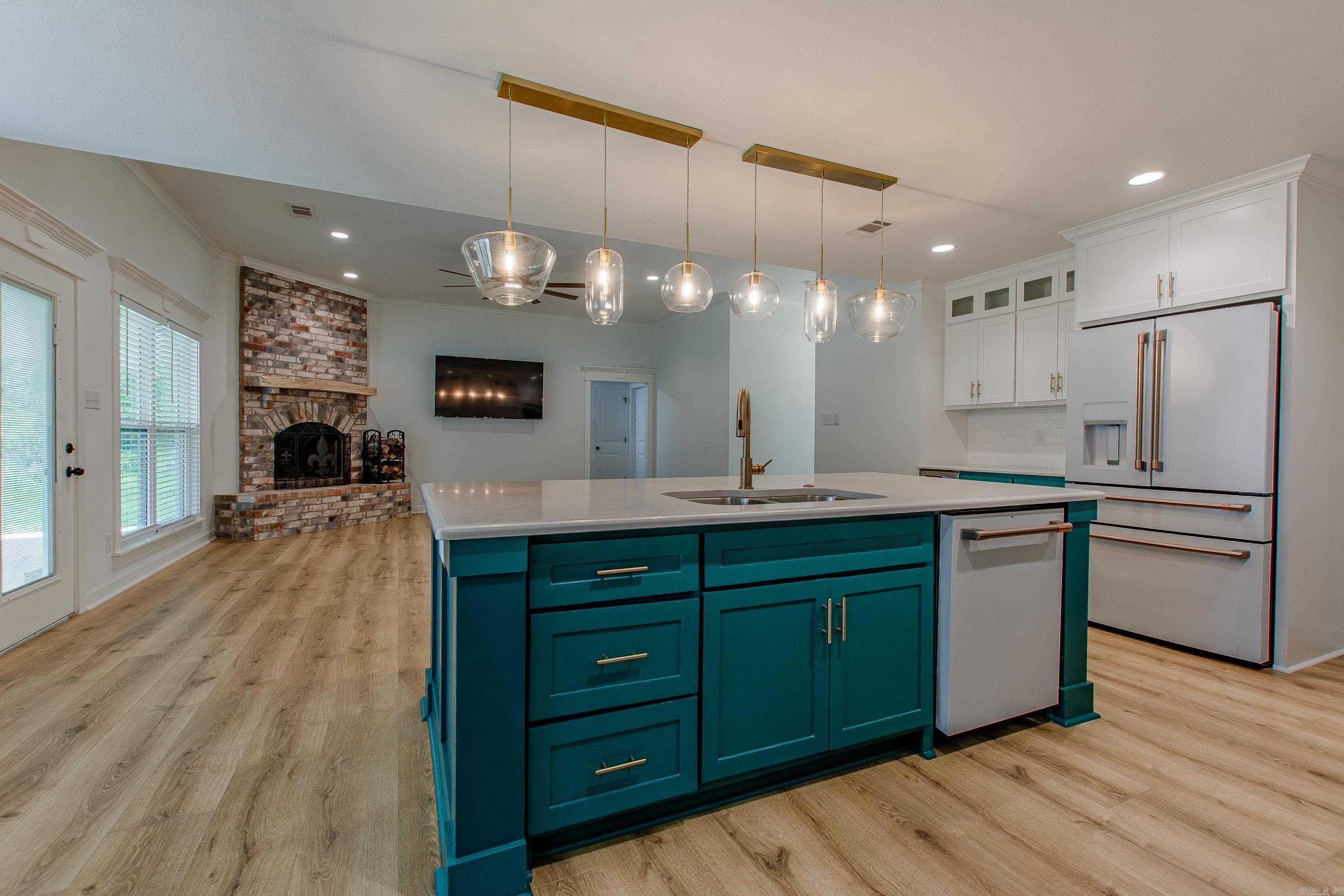 2100 Ferndale Cove