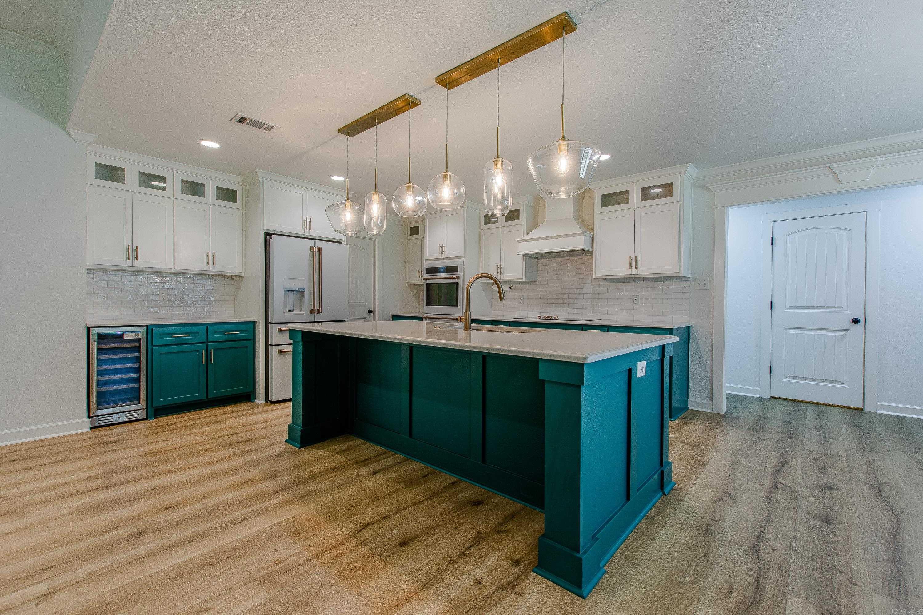2100 Ferndale Cove