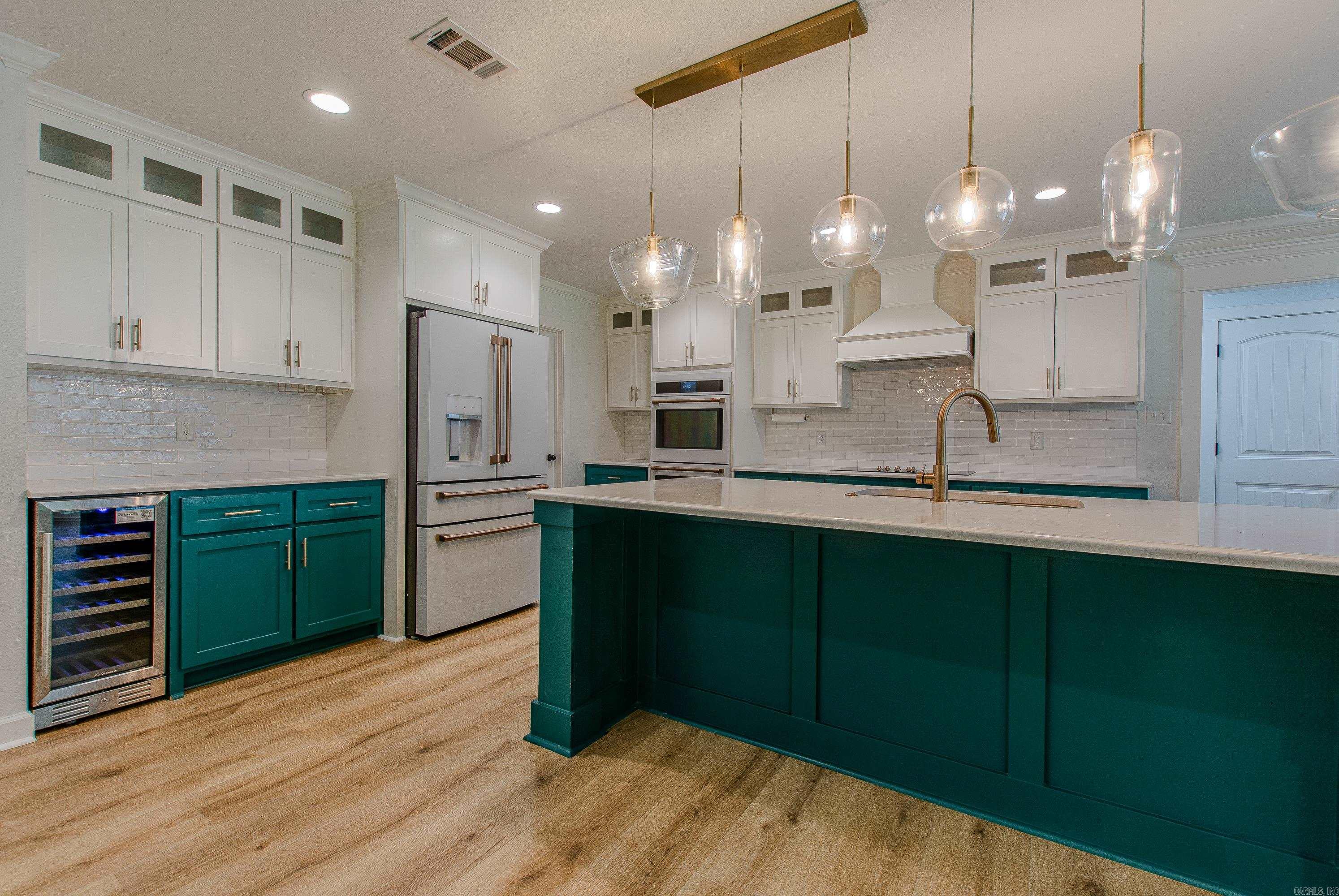 2100 Ferndale Cove