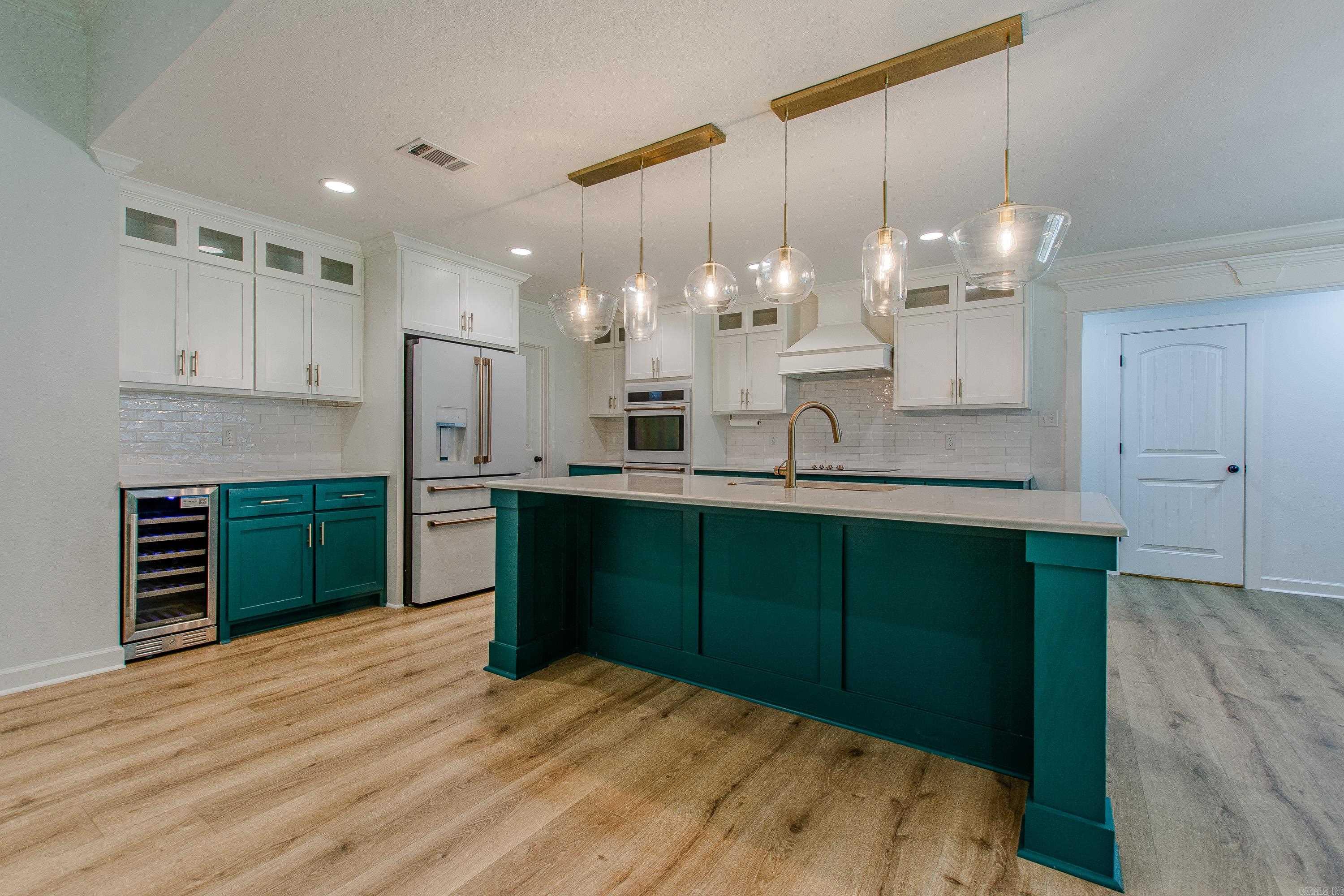2100 Ferndale Cove