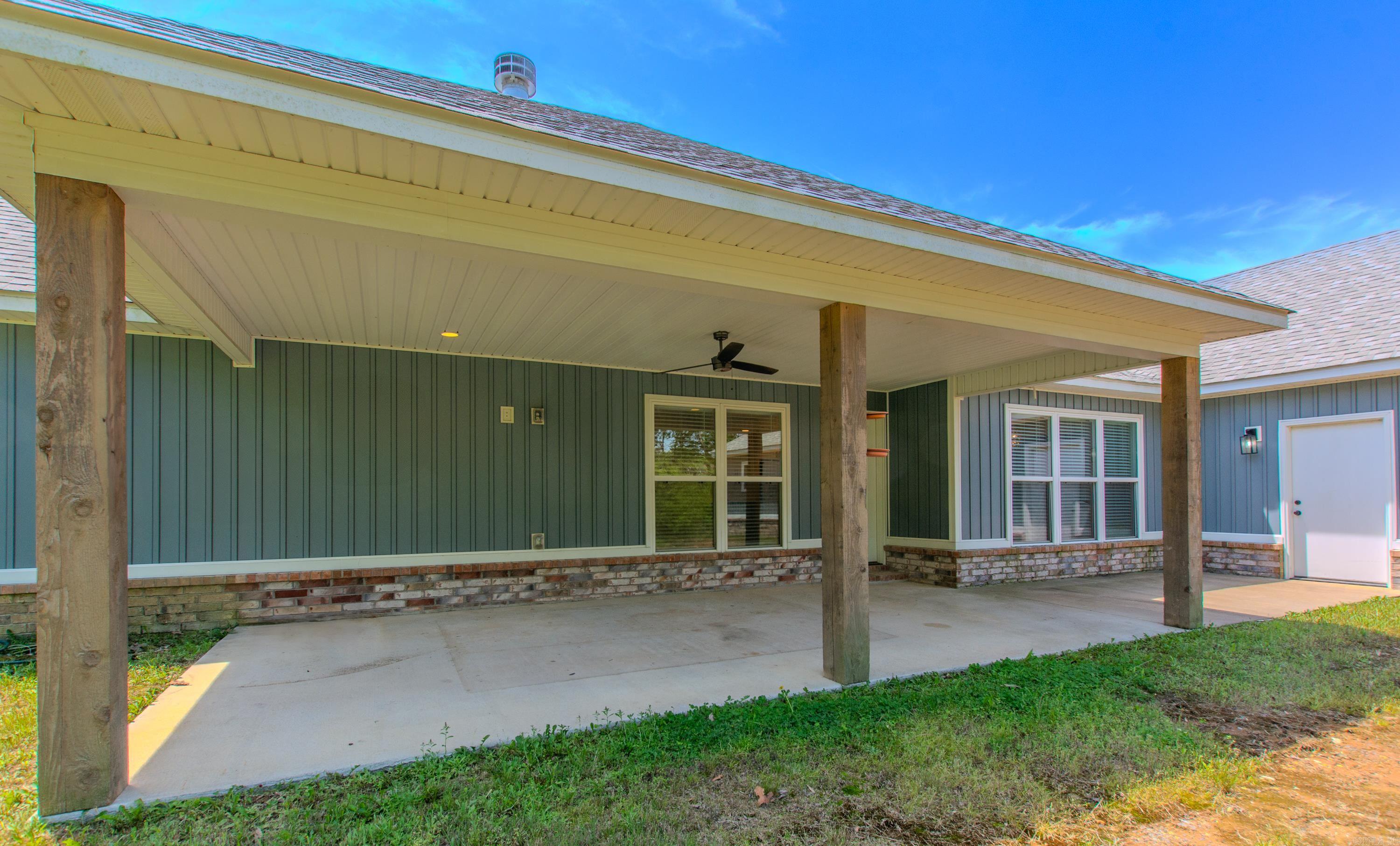 2100 Ferndale Cove
