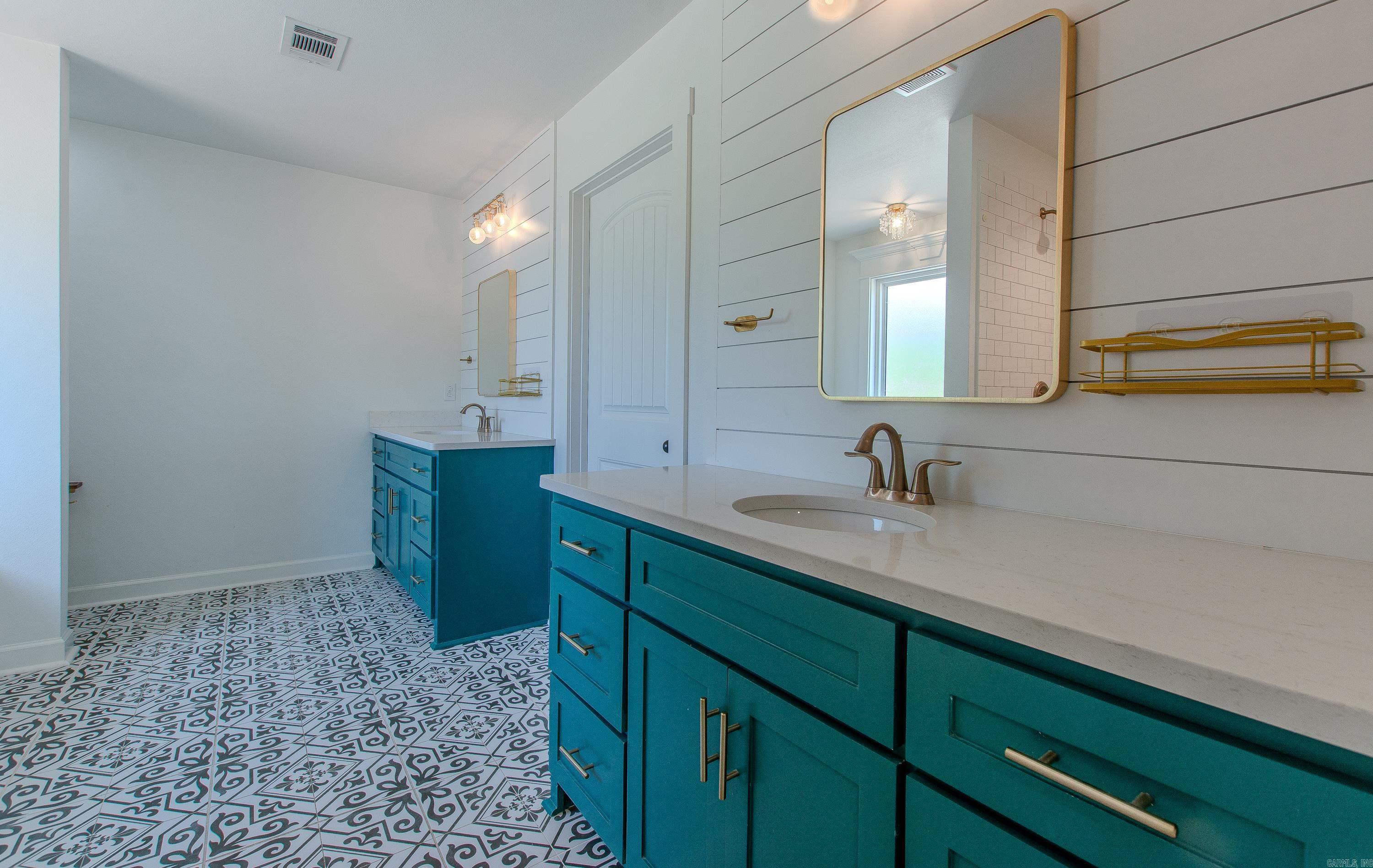 2100 Ferndale Cove