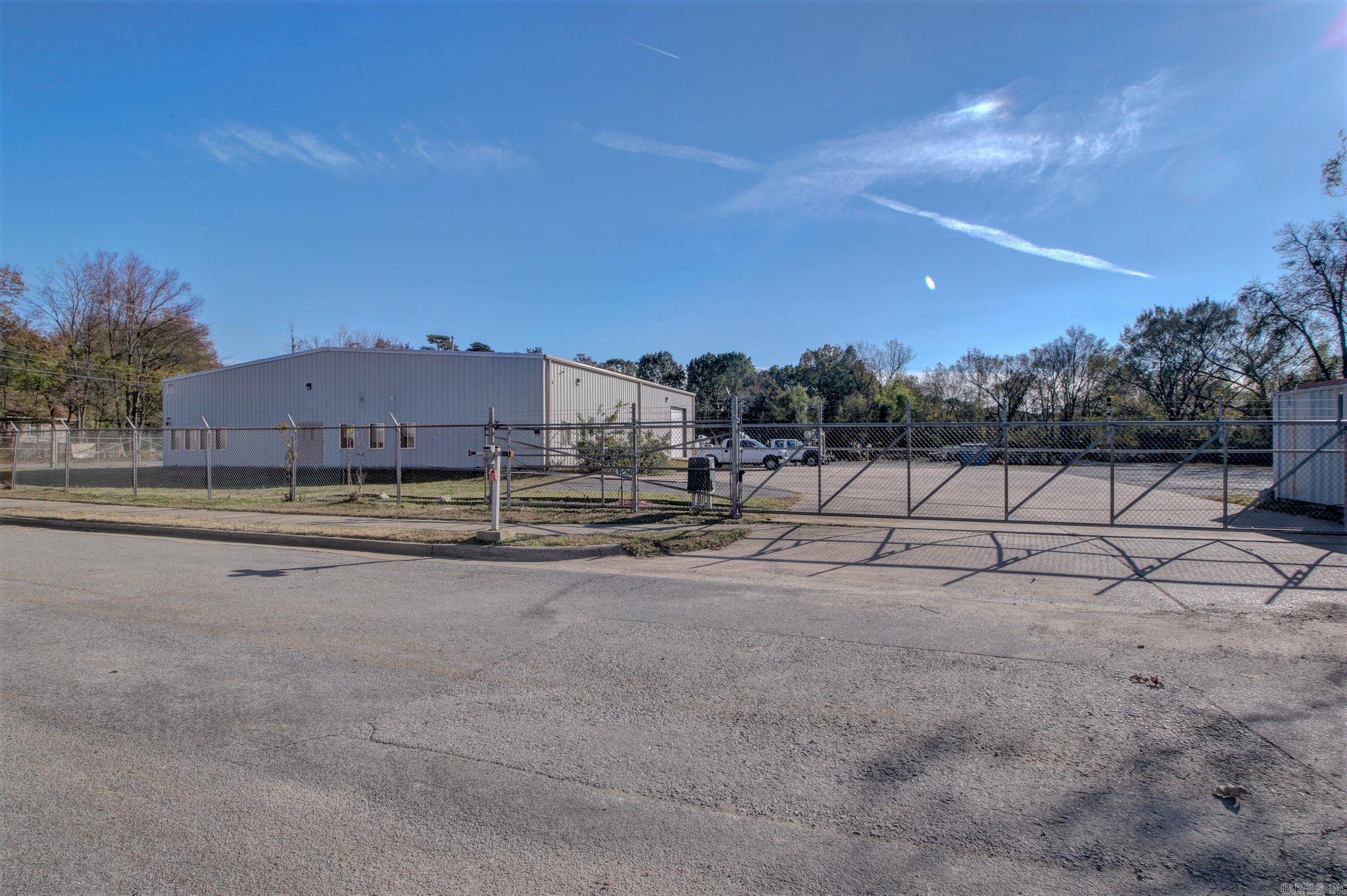 2615 W 16th Street