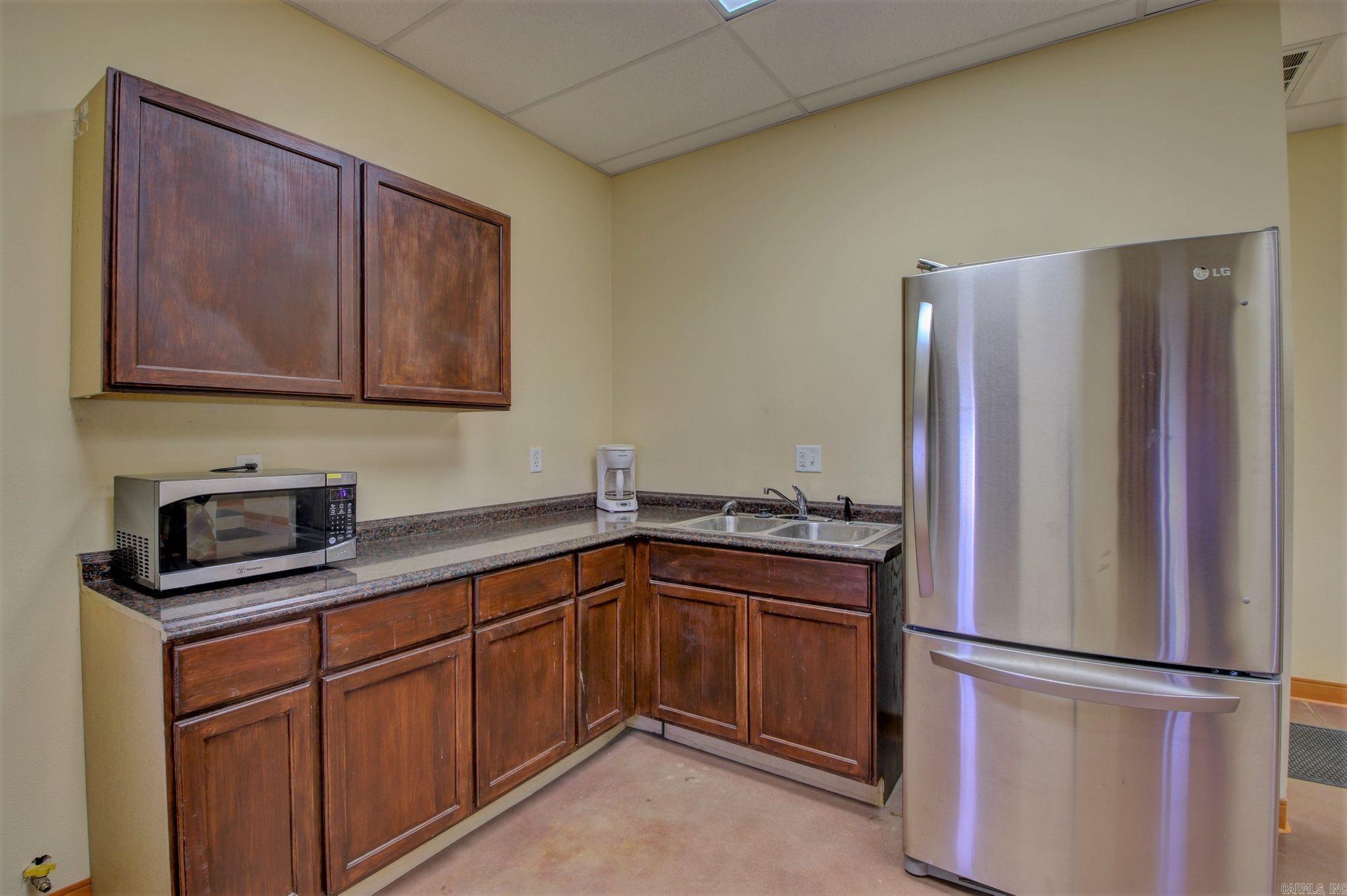 2615 W 16th Street