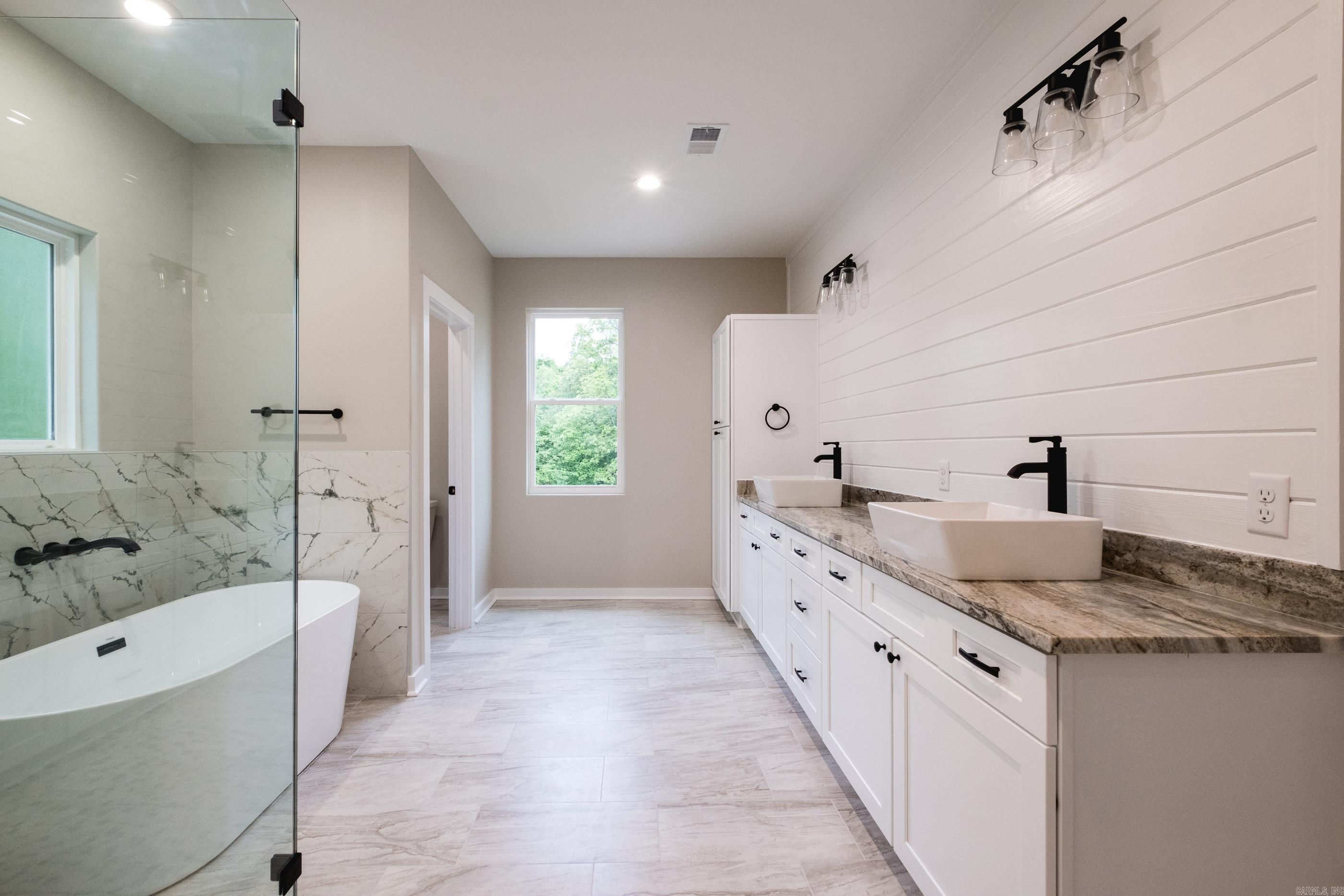 164 Wildwood Forest Rd