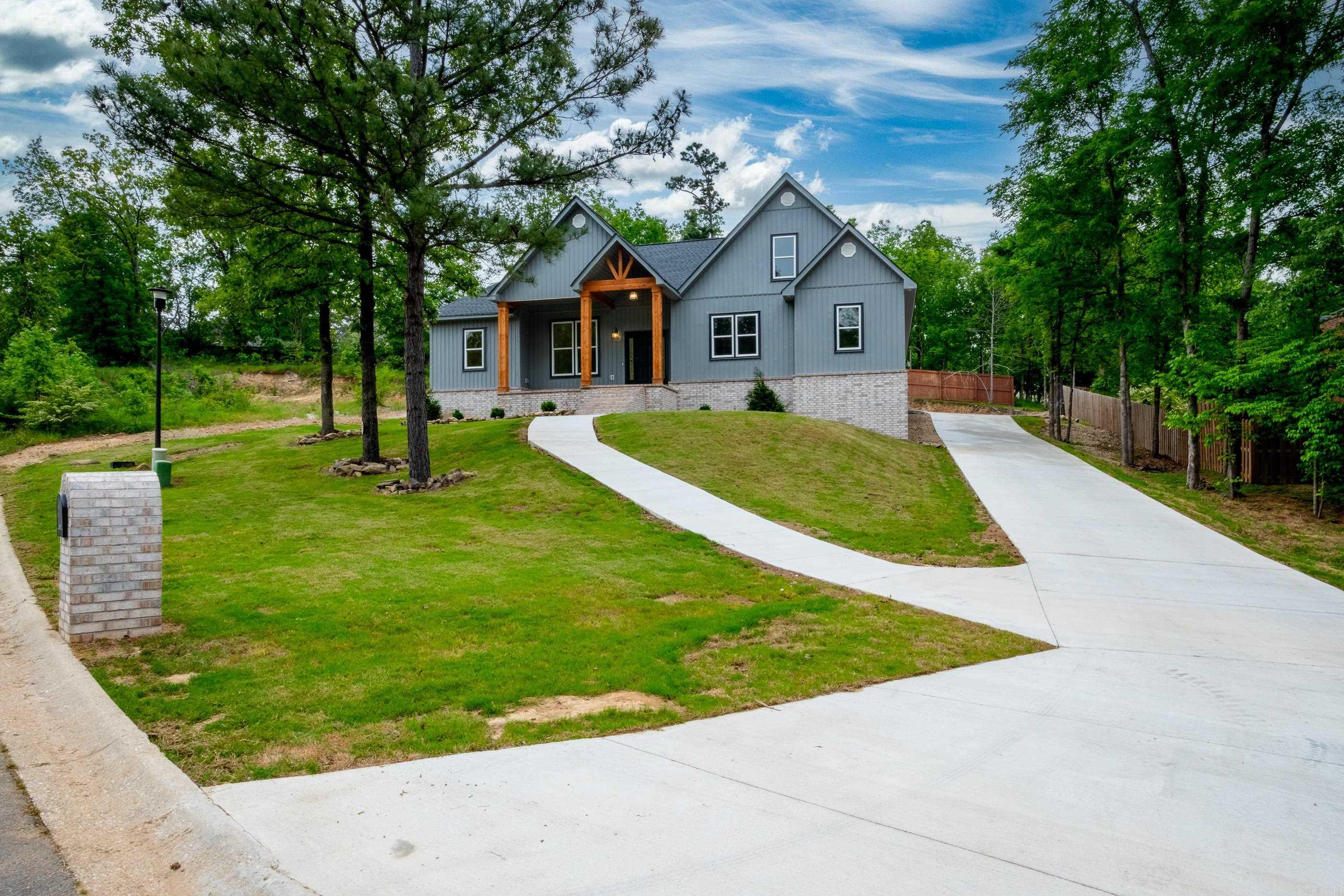 164 Wildwood Forest Rd