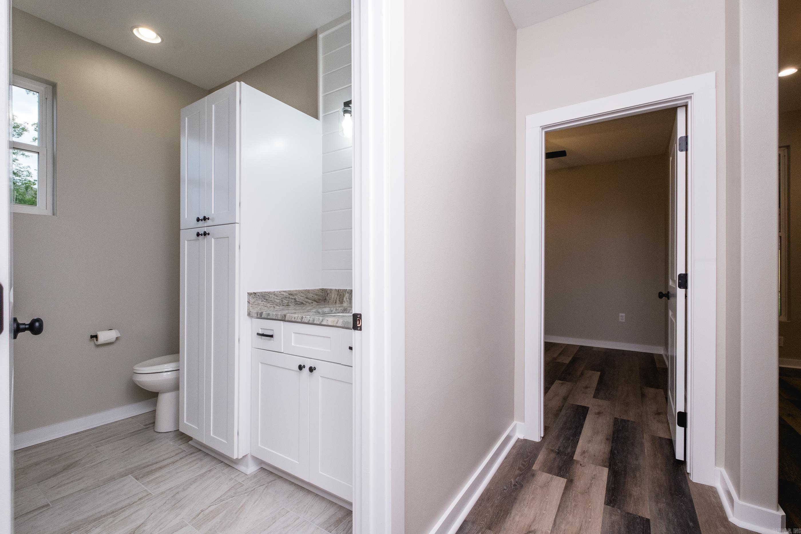 164 Wildwood Forest Rd