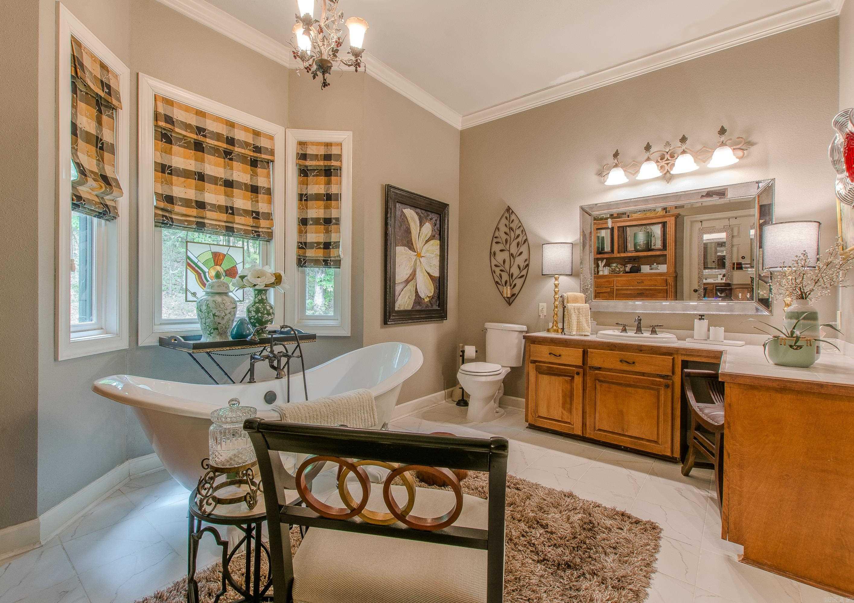 1601 Whispering Pine Road