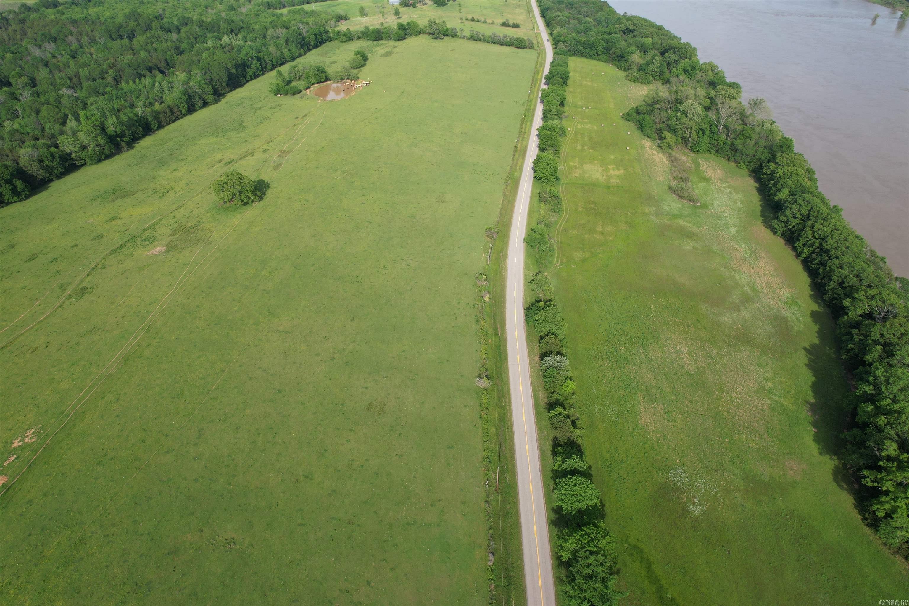 Tract 9 Hwy 105 S