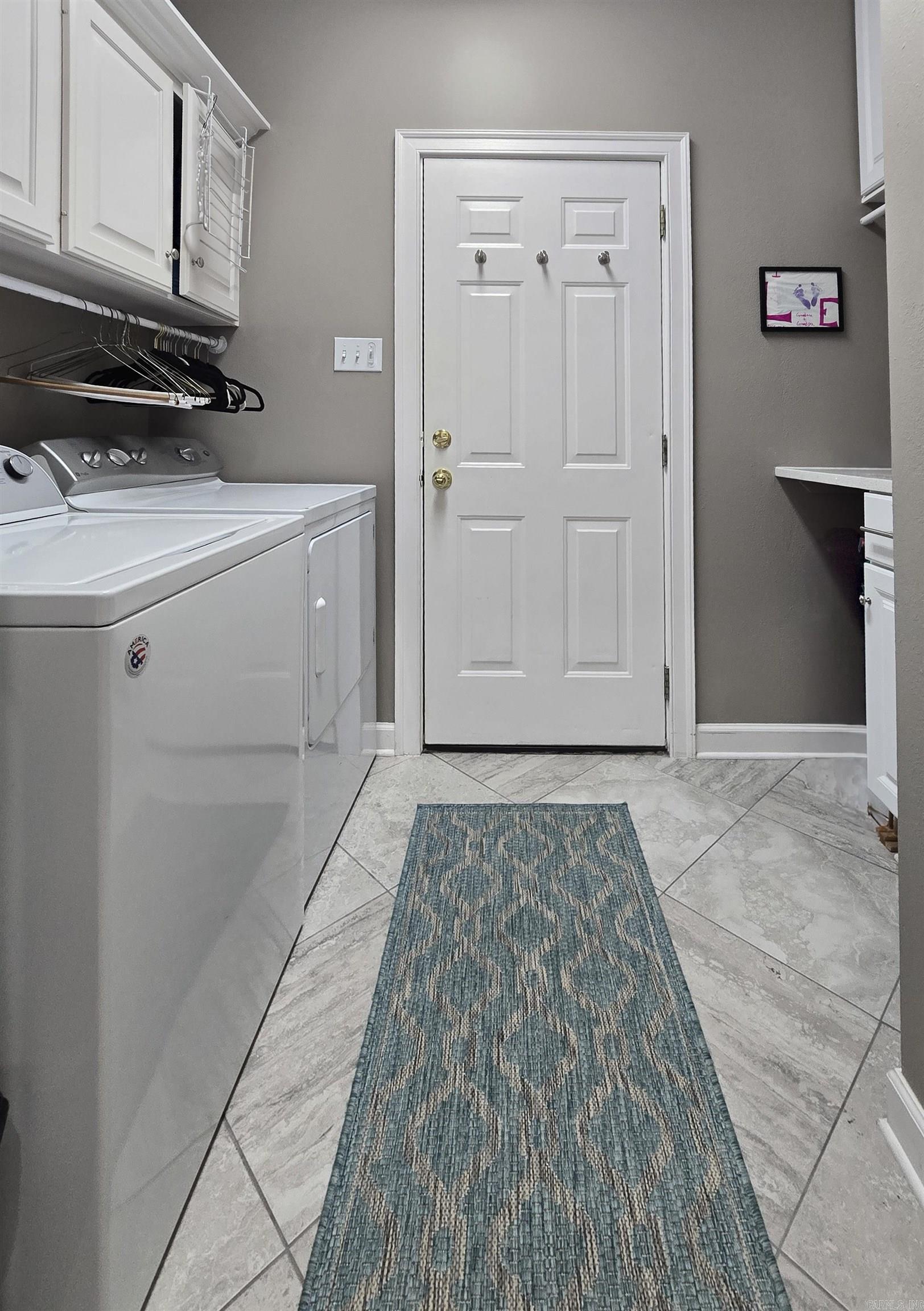 3770 Hayden Cove