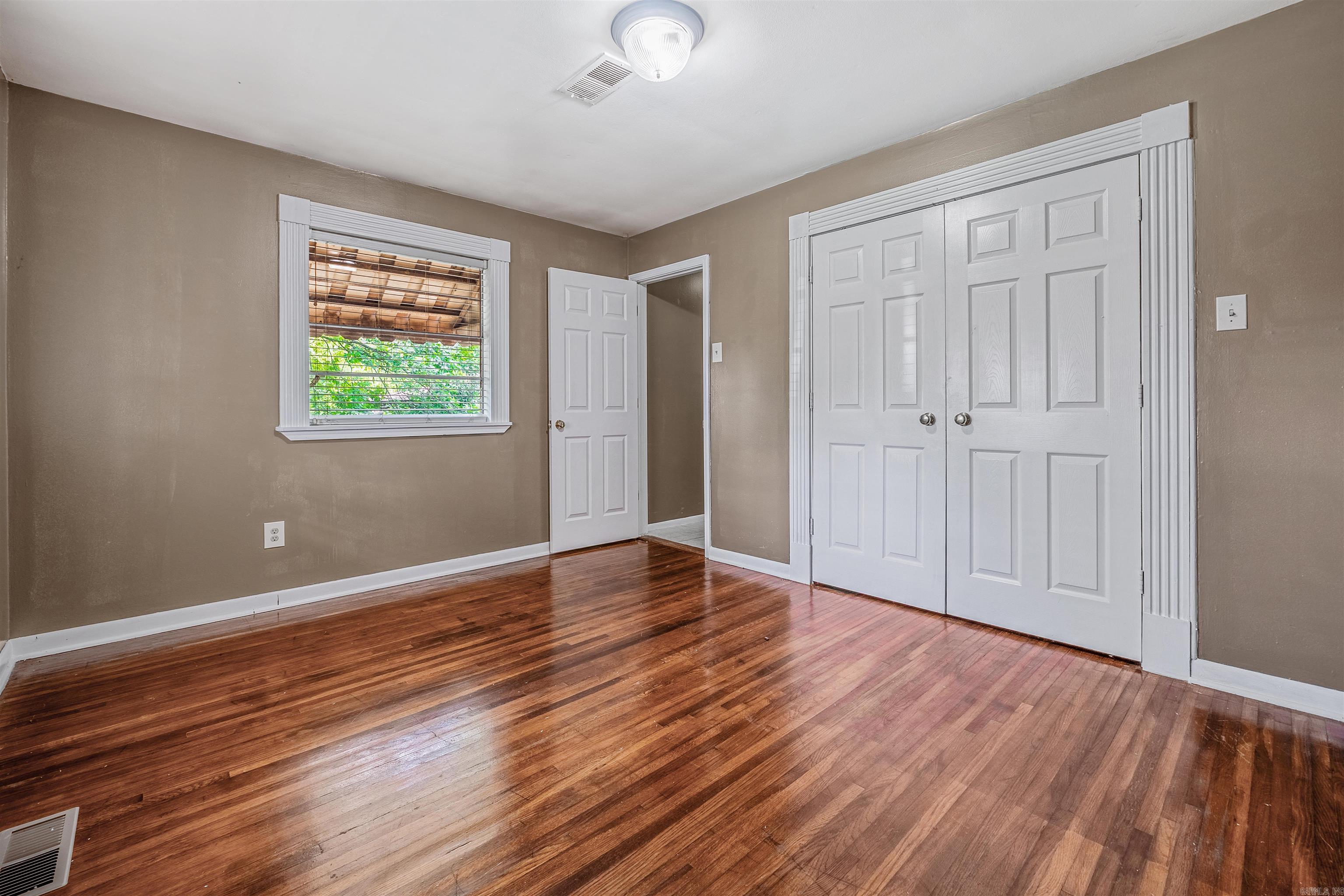 718 & 720 W 41St St