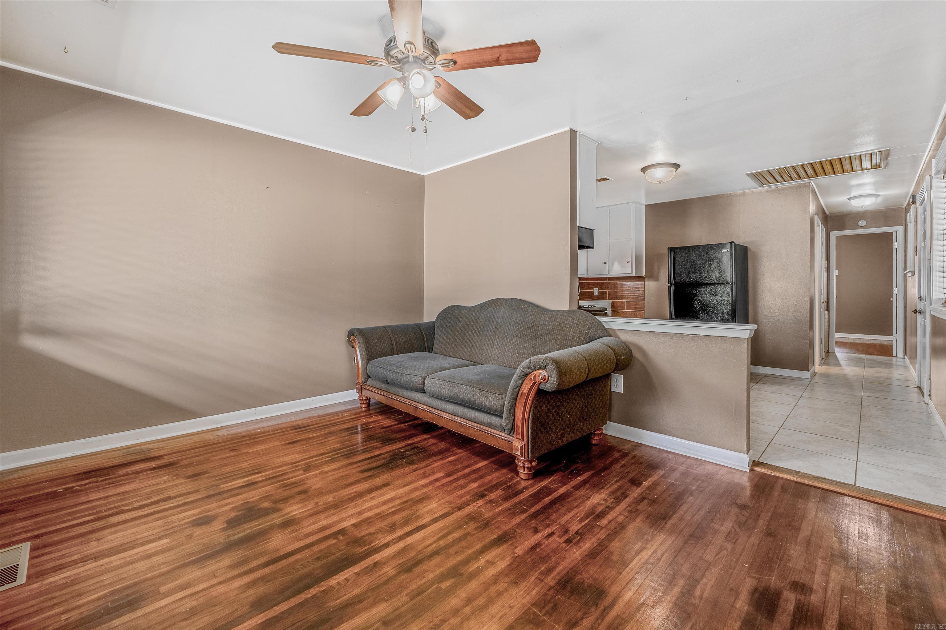 718 & 720 W 41St St
