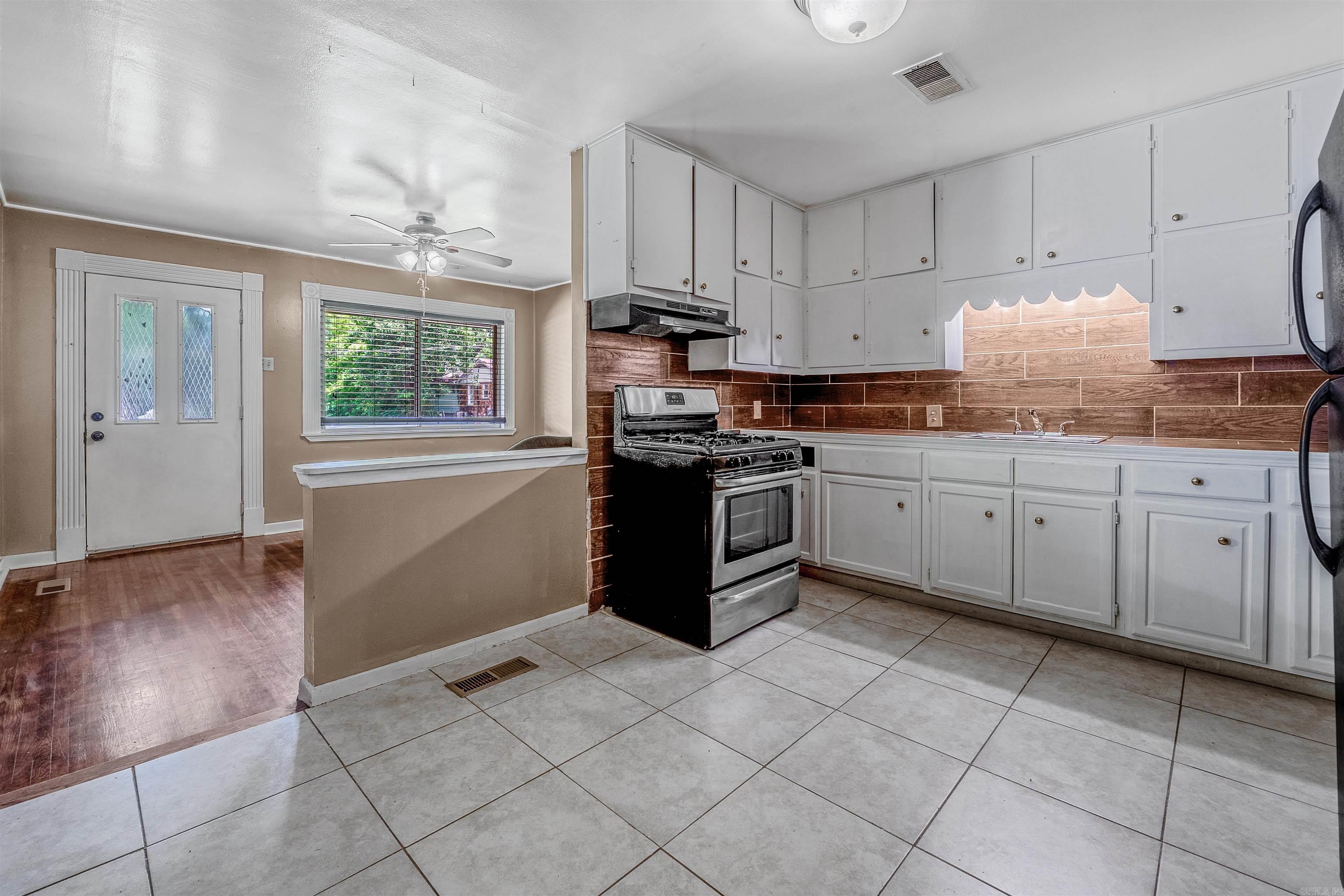 718 & 720 W 41St St