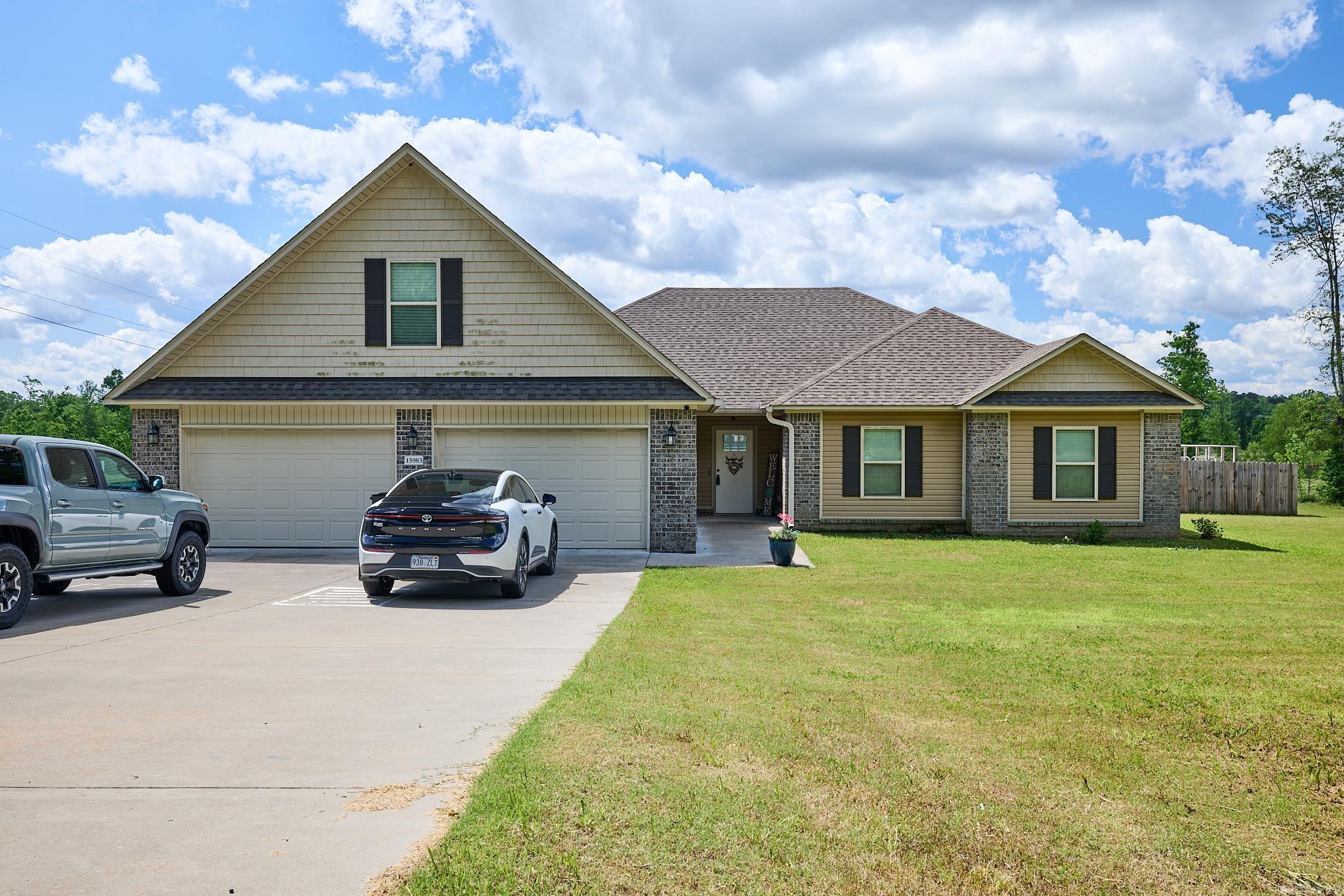 15983 E MILLER SARDIS RD