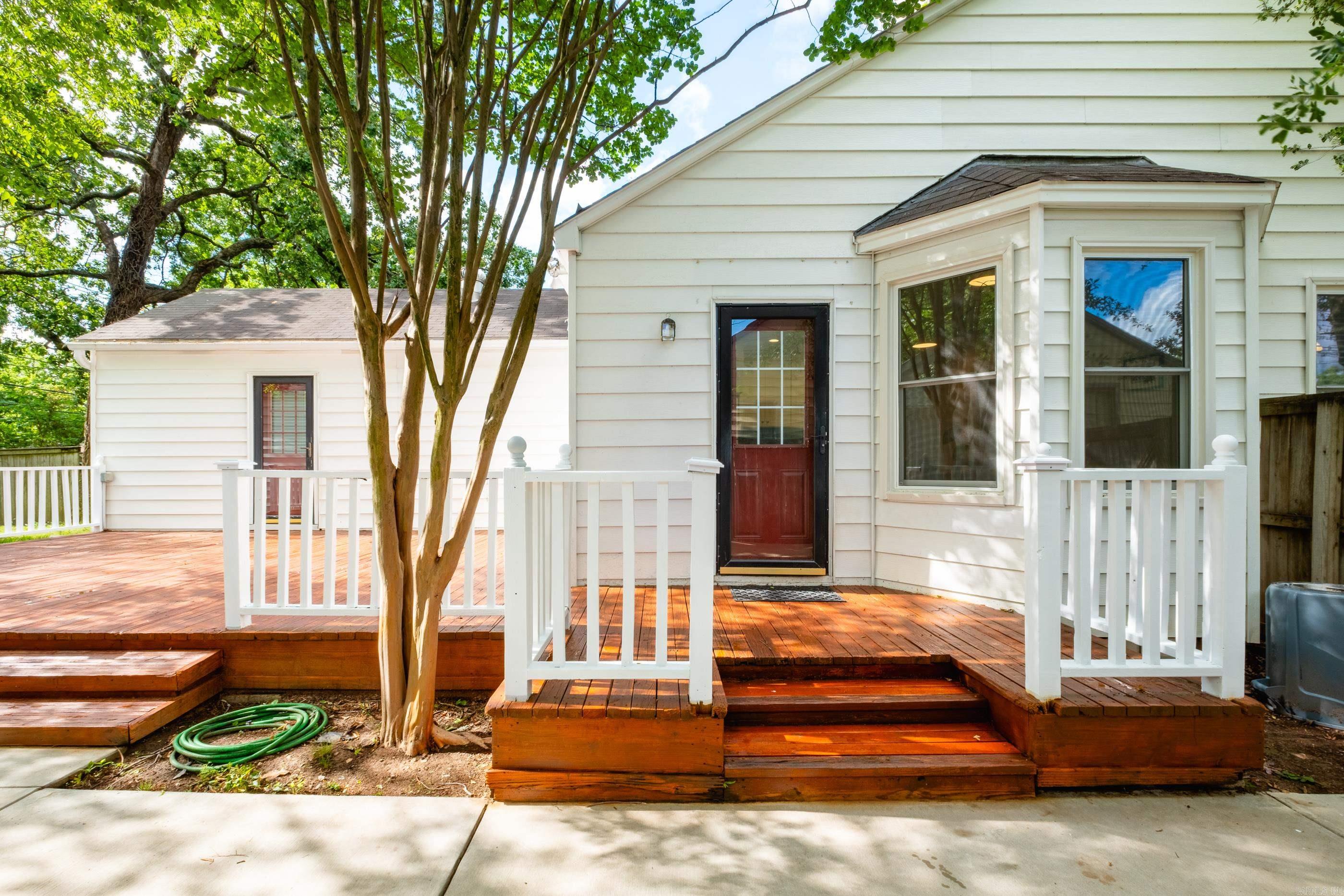 2301 N McKinley Street