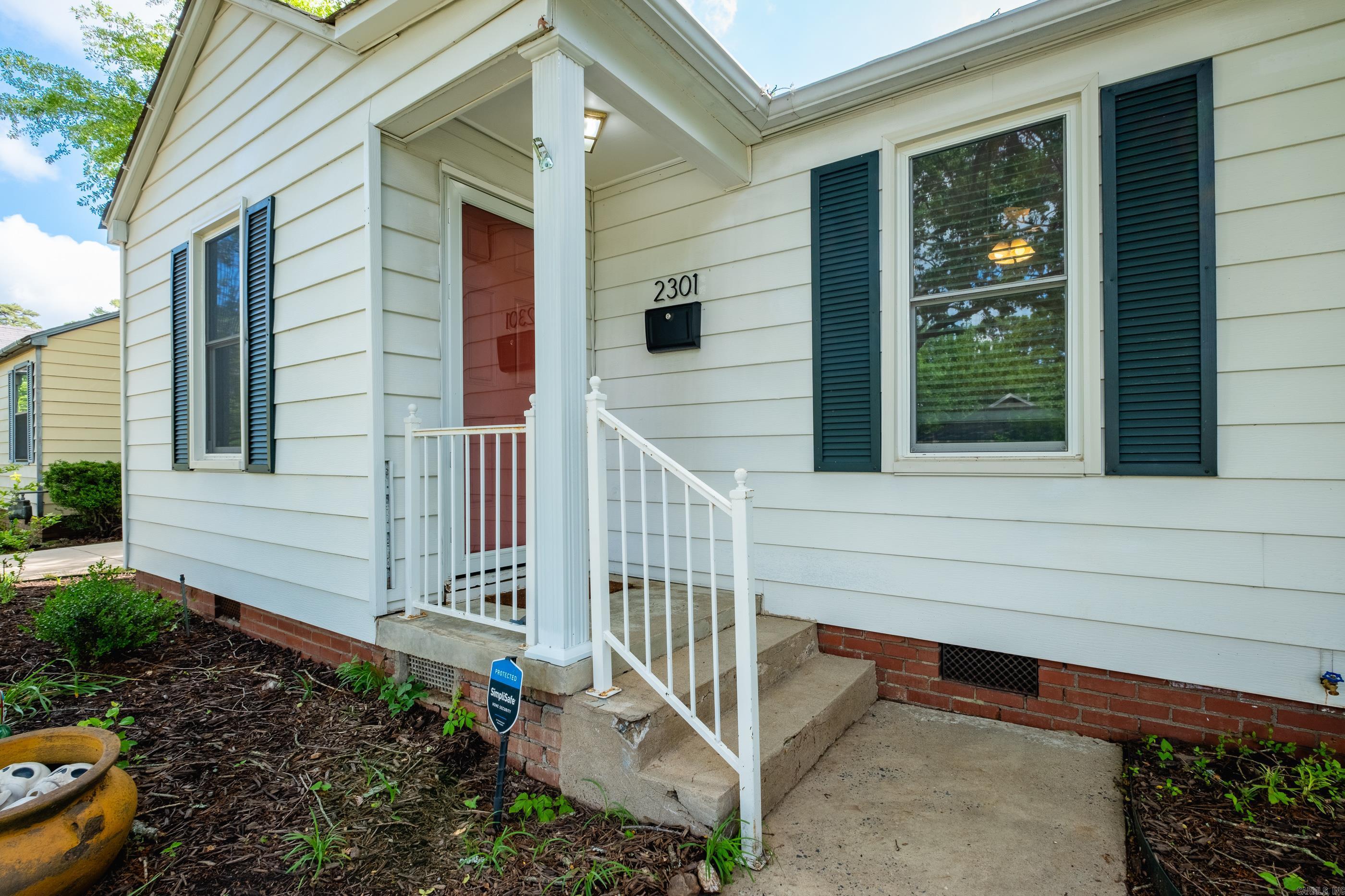 2301 N McKinley Street